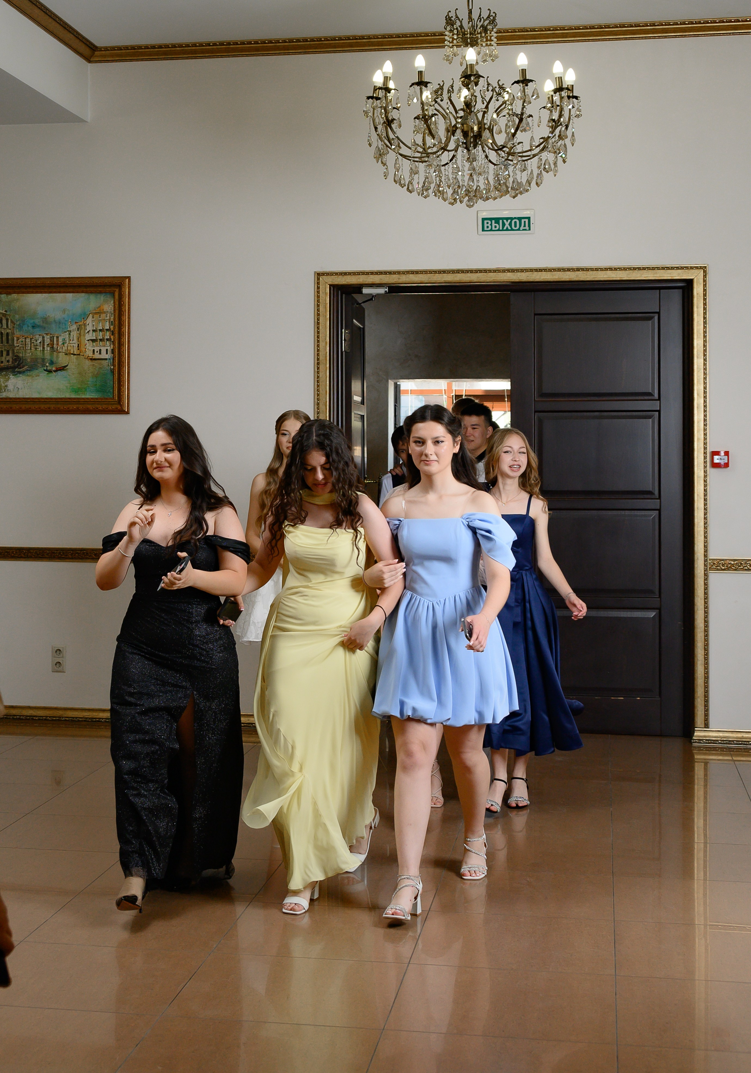 Выпускной 2025 9 кл. Семейный и детский фотограф в Новороссийске Лебедева Елена