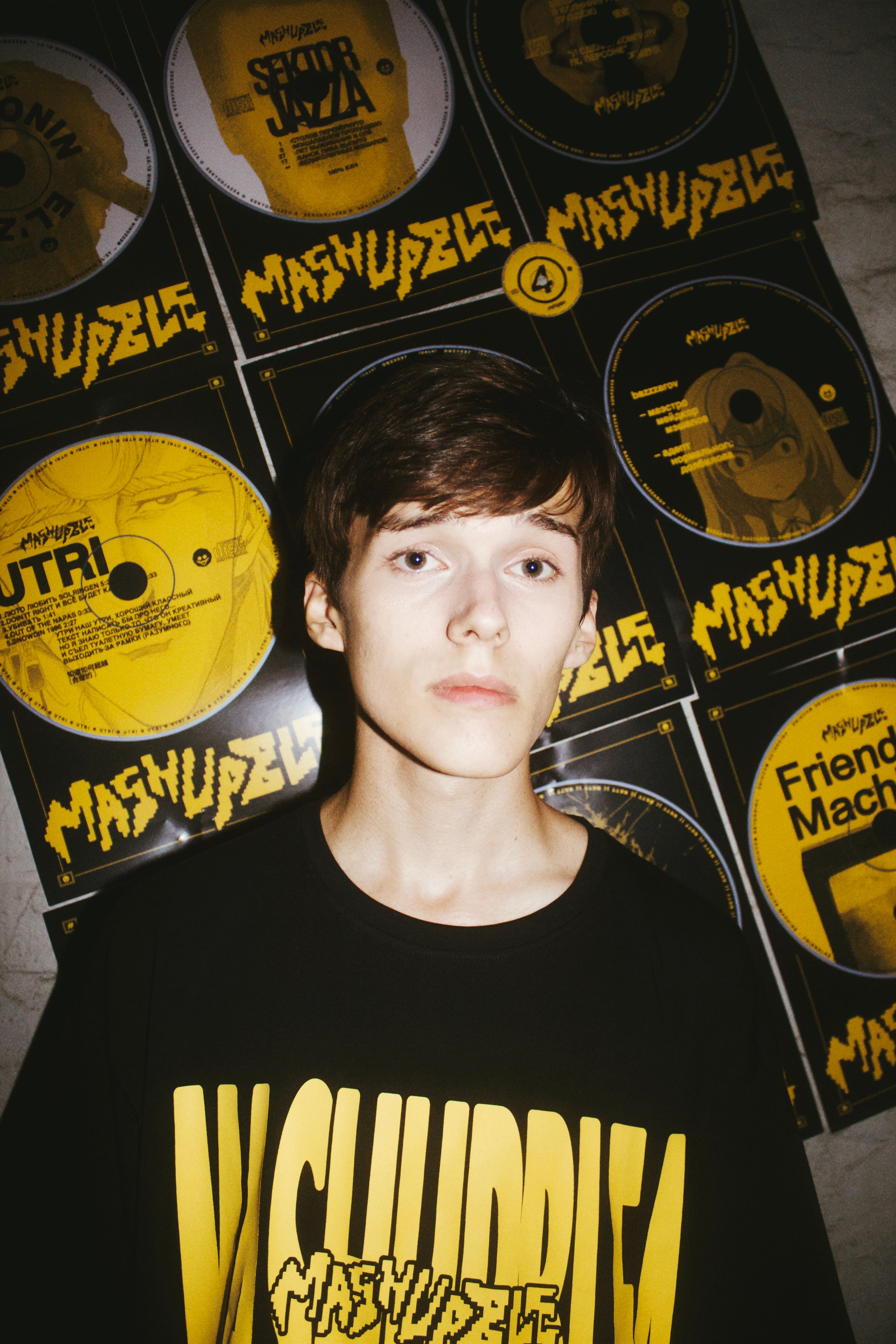 Съемка мерча MASHUPBLE. Концертный и портретный фотограф в Москве Соня Спросонья