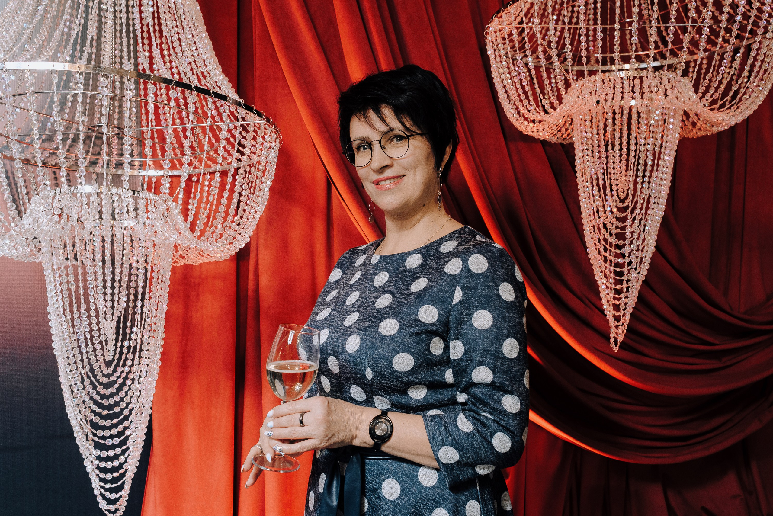 СПЕКТАКЛЬ «ВОЛШЕБНЫЕ ОЧКИ» ОПТИК-ЦЕНТР. Репортажный фотограф Зуев Роман г. Челябинск