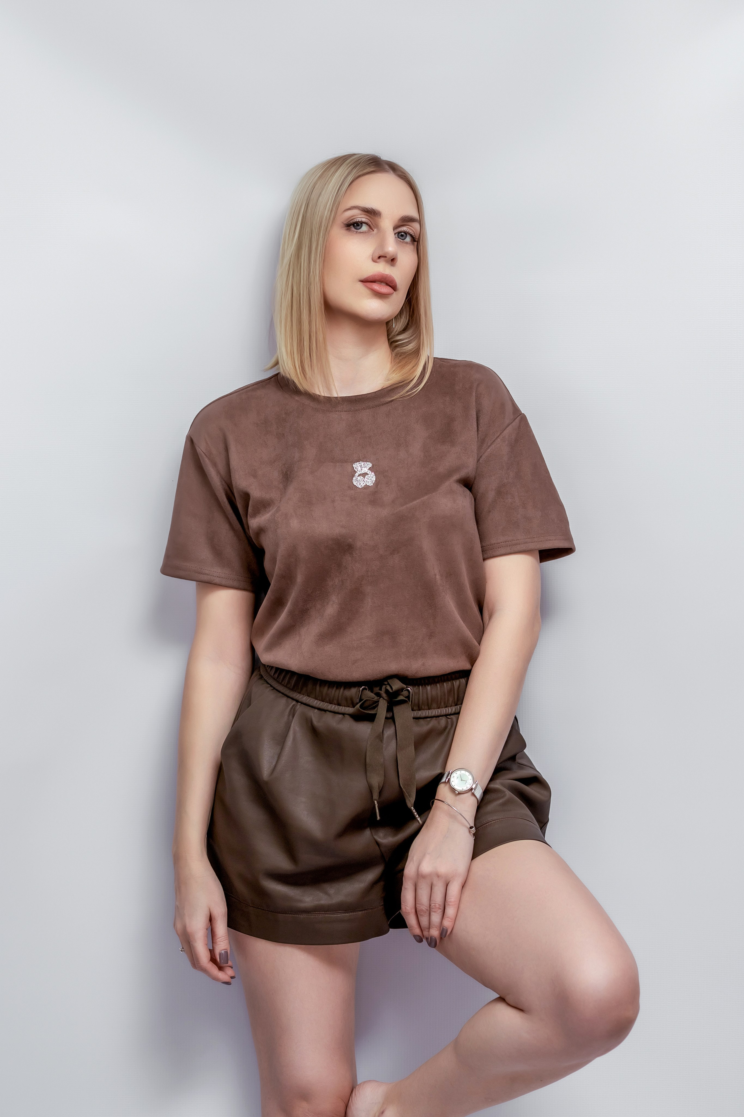 СТУДИЙНЫЙ минимализм ЖЕНСКИЙ. Фотограф Алина Лебедь