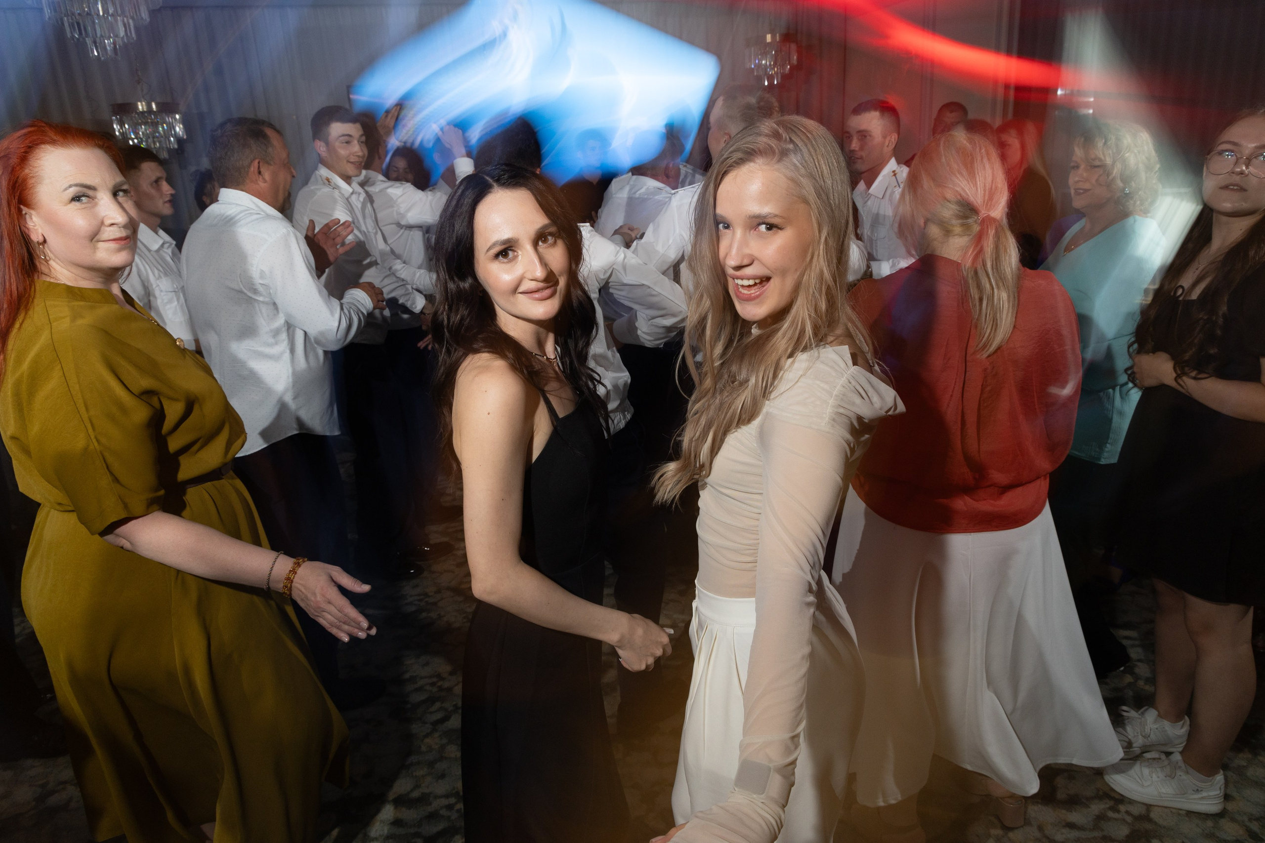 ЧВВАКУШ 2025. Фотограф свадебный, репортажный, индивидуальный, фото для маркетплейсов, брендов, автосалонов