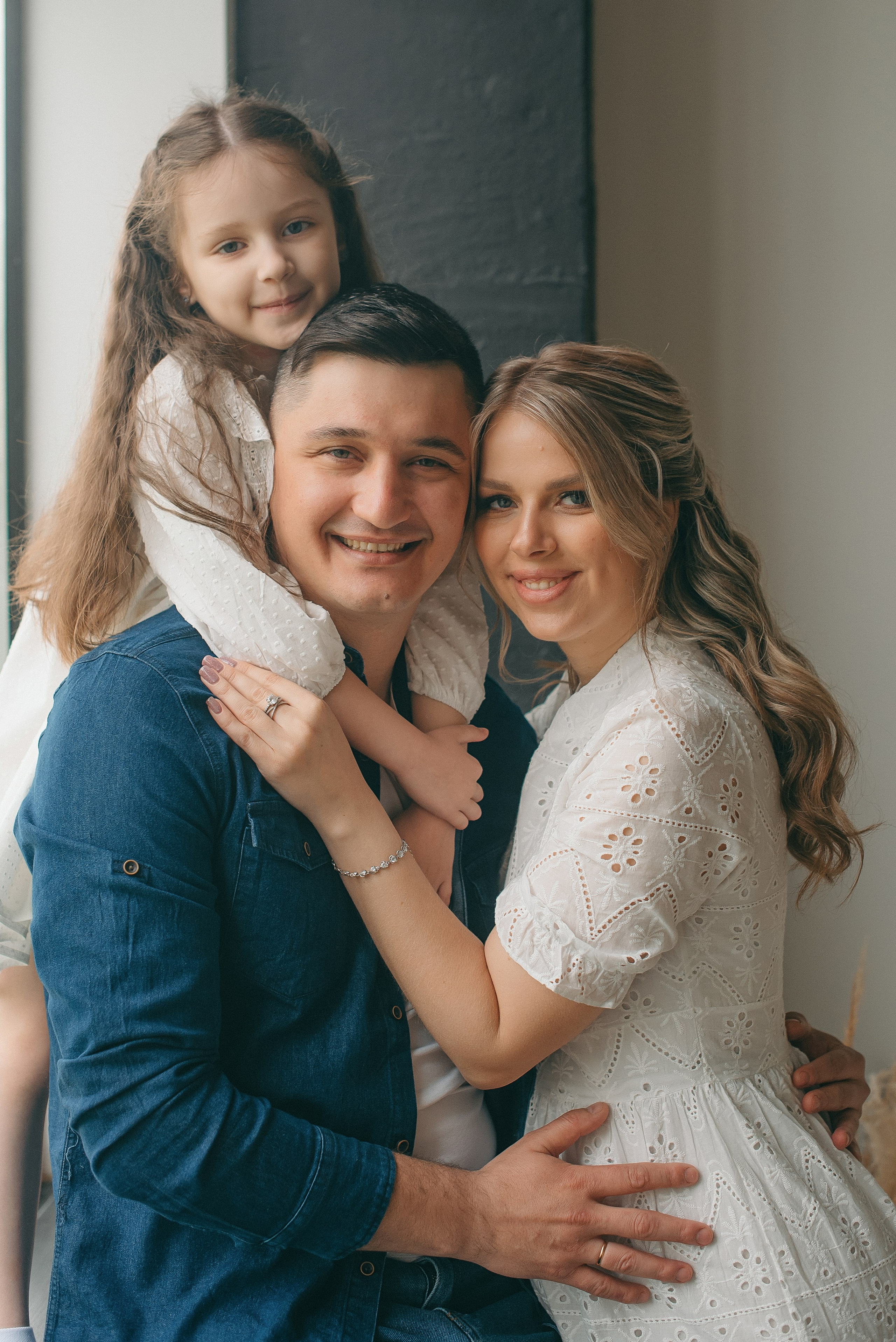 Семейная фотосессия в студии. Семейный и детский фотограф в Обнинске, Калуге, Москве