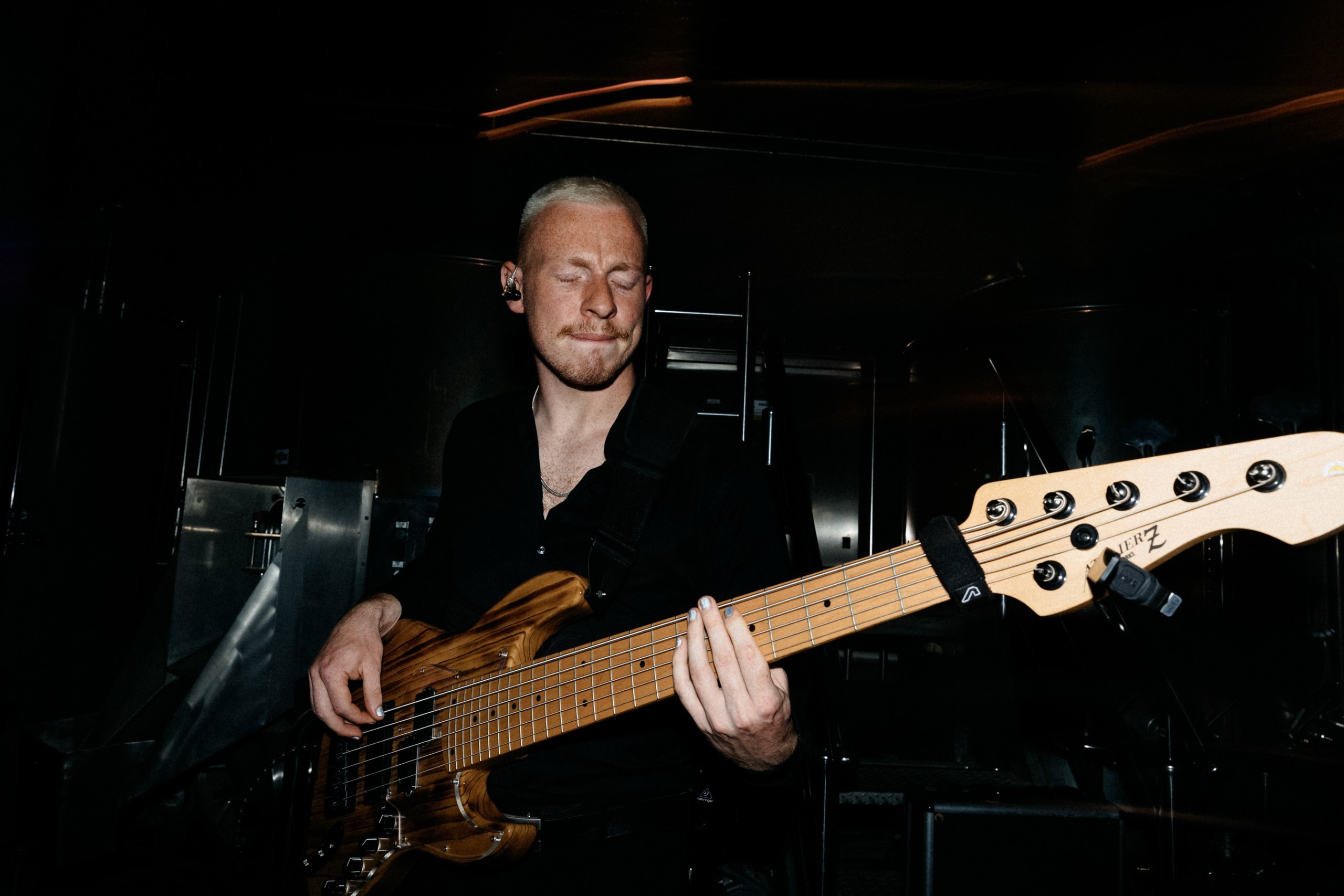 Denise & Tobias at The Old Brewery, Greenwich. Moments Catchers — Wedding Photography & Video Duo in London