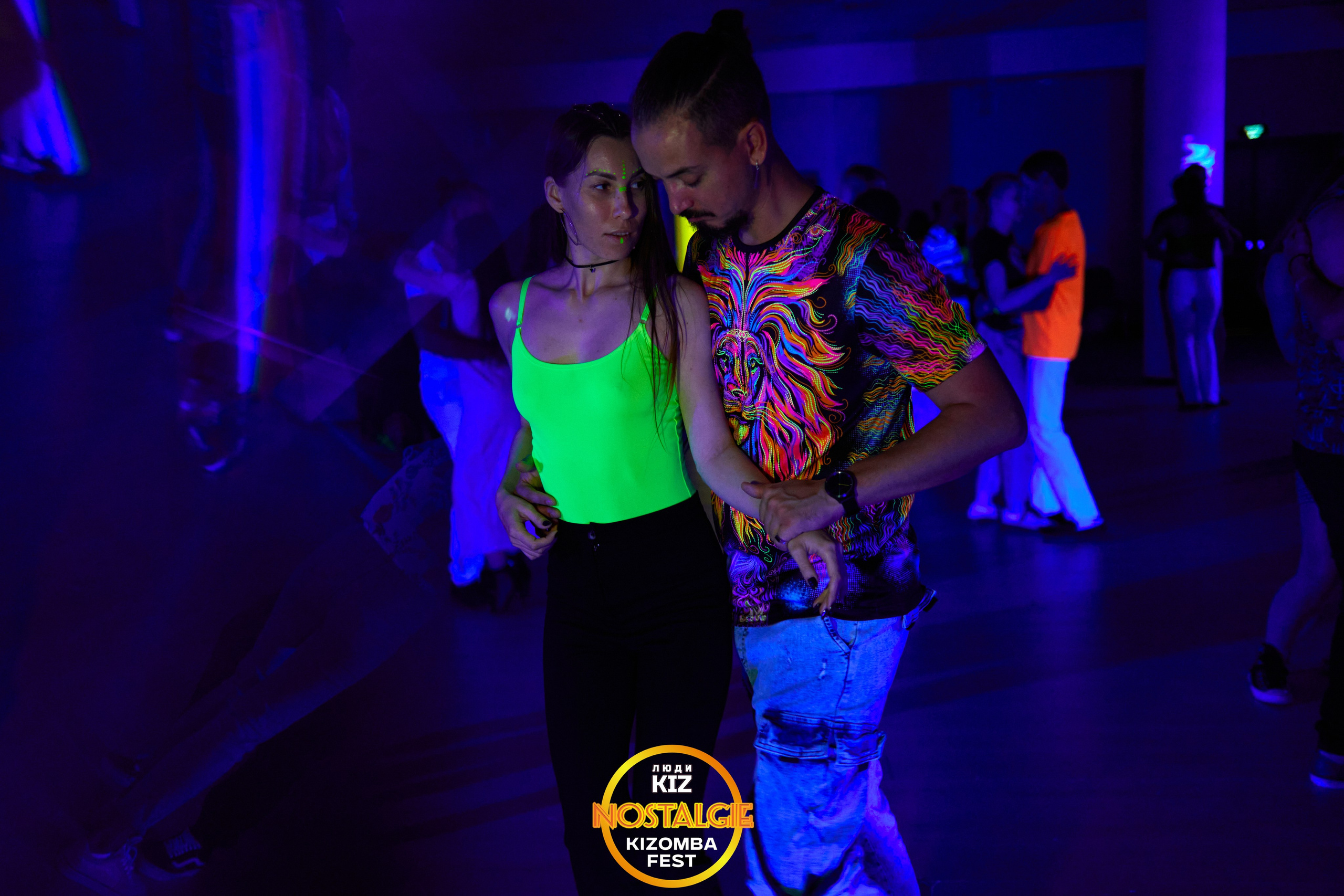 Neon party. Свадебный фотограф