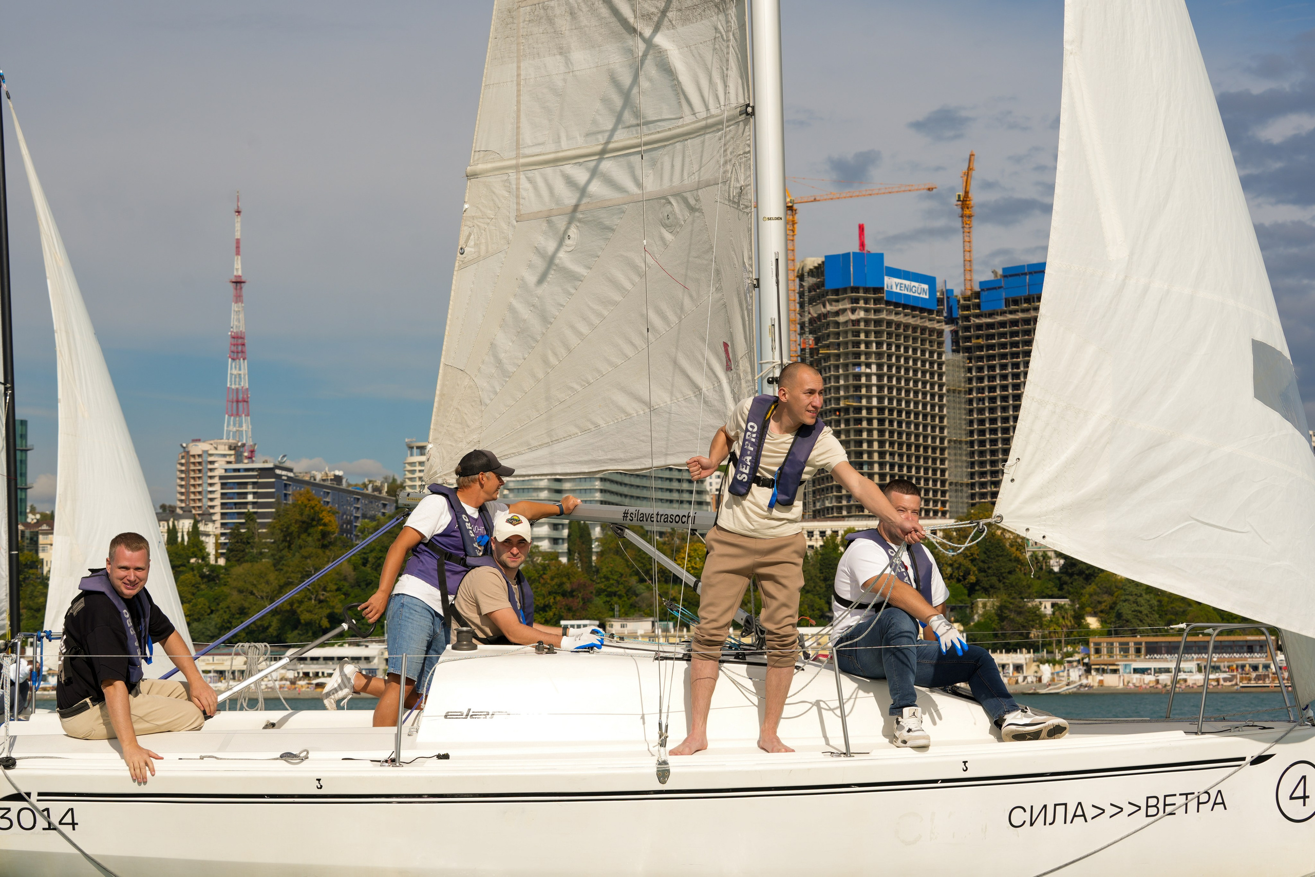 Яхтенная регата для компании Агрегатка. Репортажный фотограф в Красной Поляне и Сочи Павлюченко Екатерина