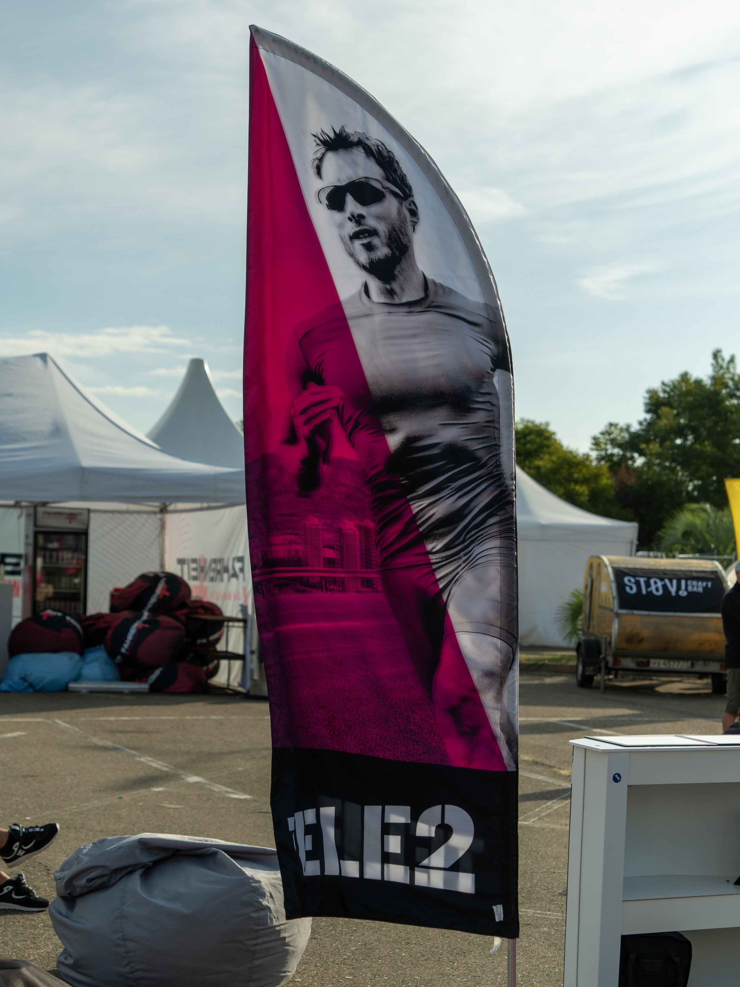 Фотоотчет партнерской интеграции для компании TELE2 на фестивале Ironstar. Репортажный фотограф в Красной Поляне и Сочи Павлюченко Екатерина