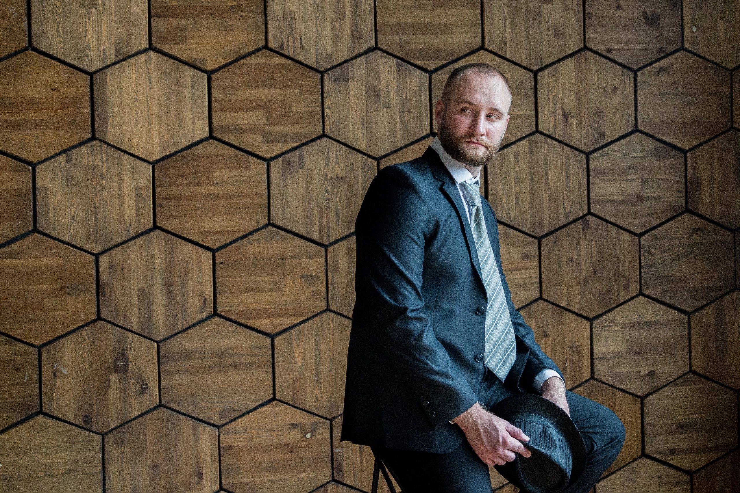 Мужская фотоссесия в студии