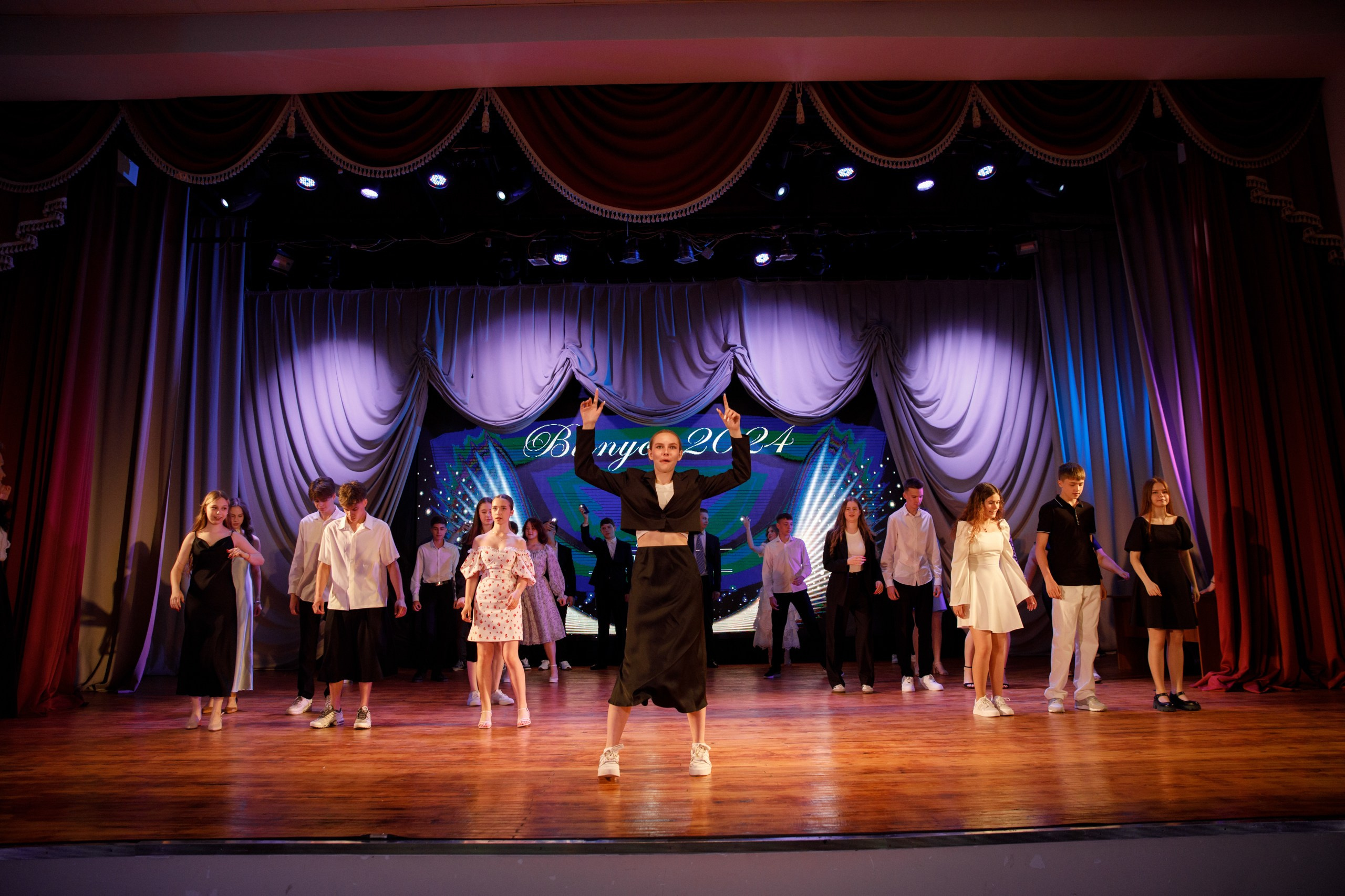 Вручение аттестатов. Свадебный фотограф в Ярославле Анастасия Архипова