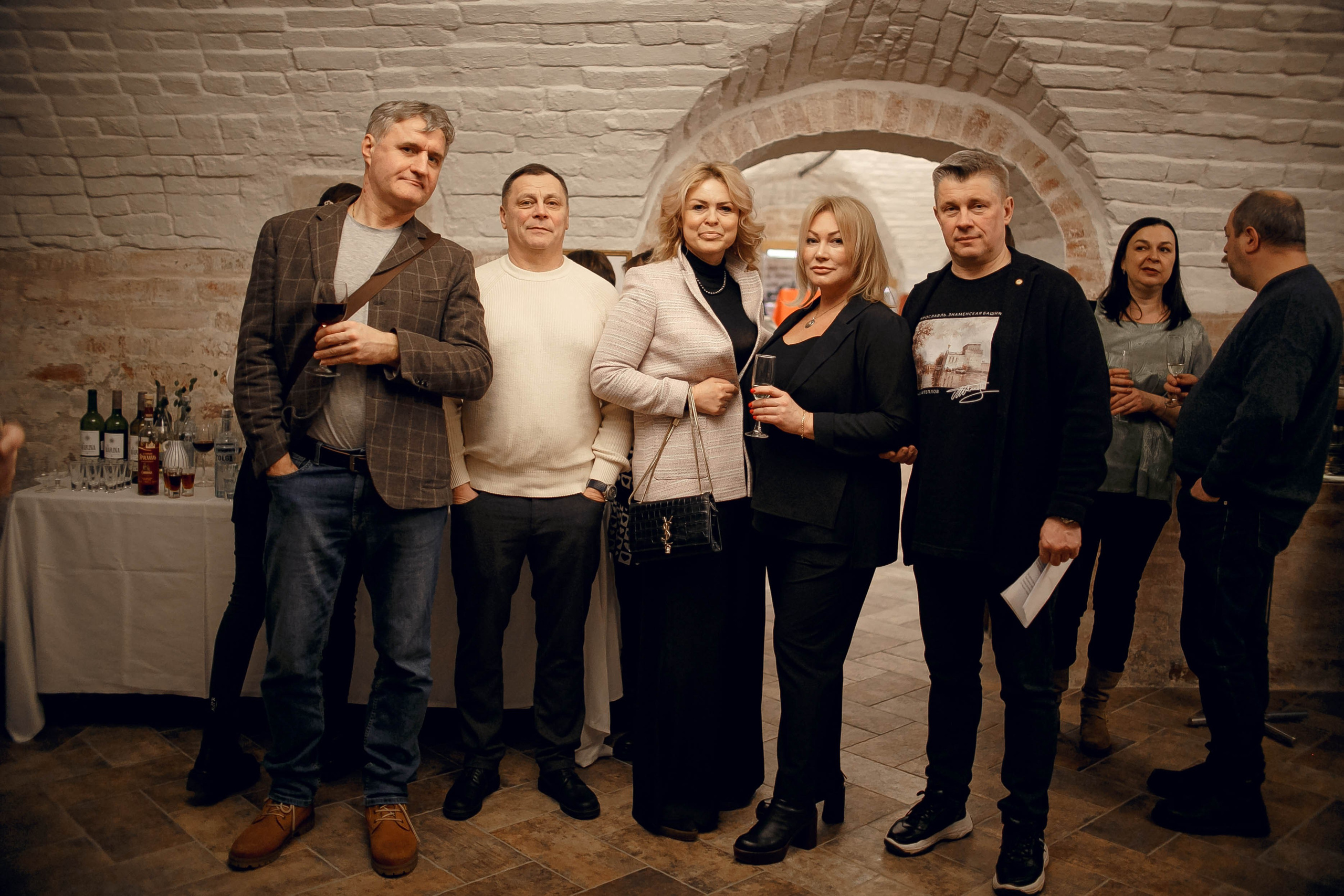 Выставка работ Максима Теплова. Ваш репортажный фотограф Артемий Антонов