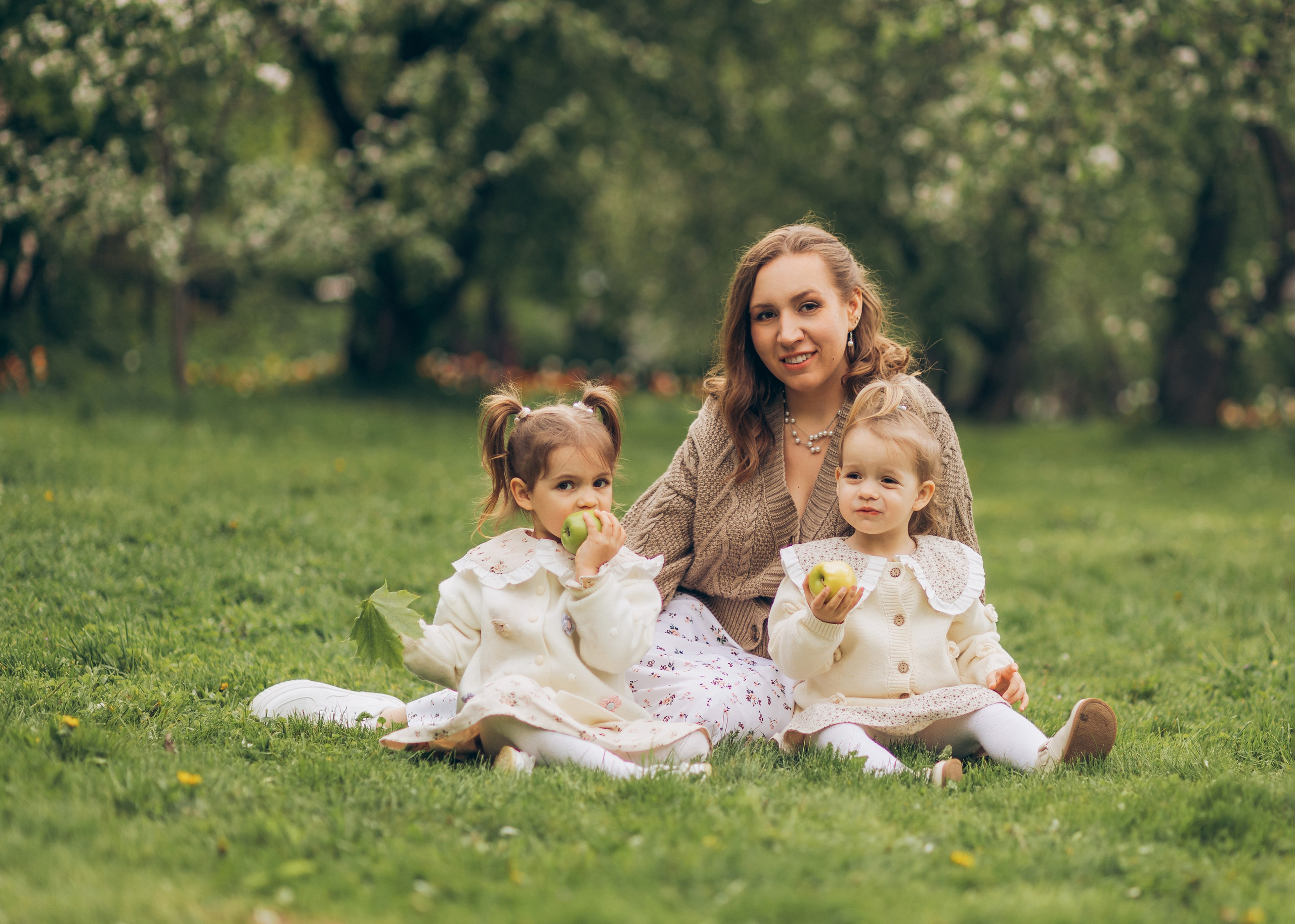 Надежда, Руслан, Ксюша и Настя. Семейный фотограф В Москве Александра Дейкун