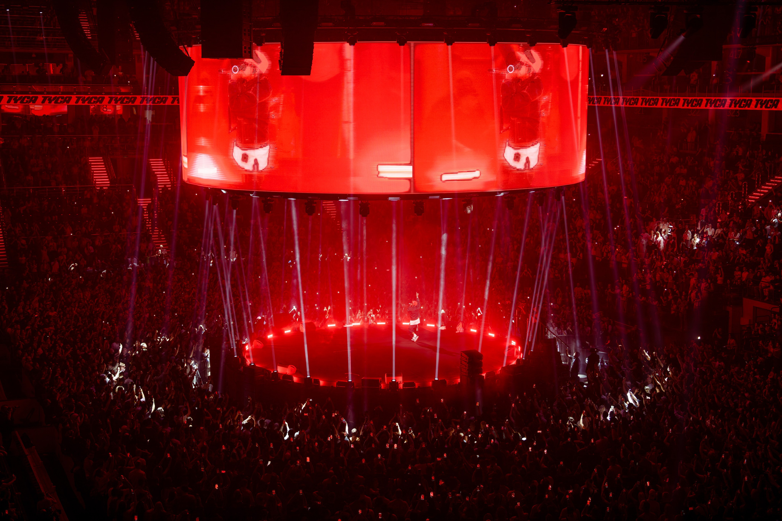 Фотограф на концерте TYGA в Москве. Репортажный фотограф Москва Сергей Дружинин