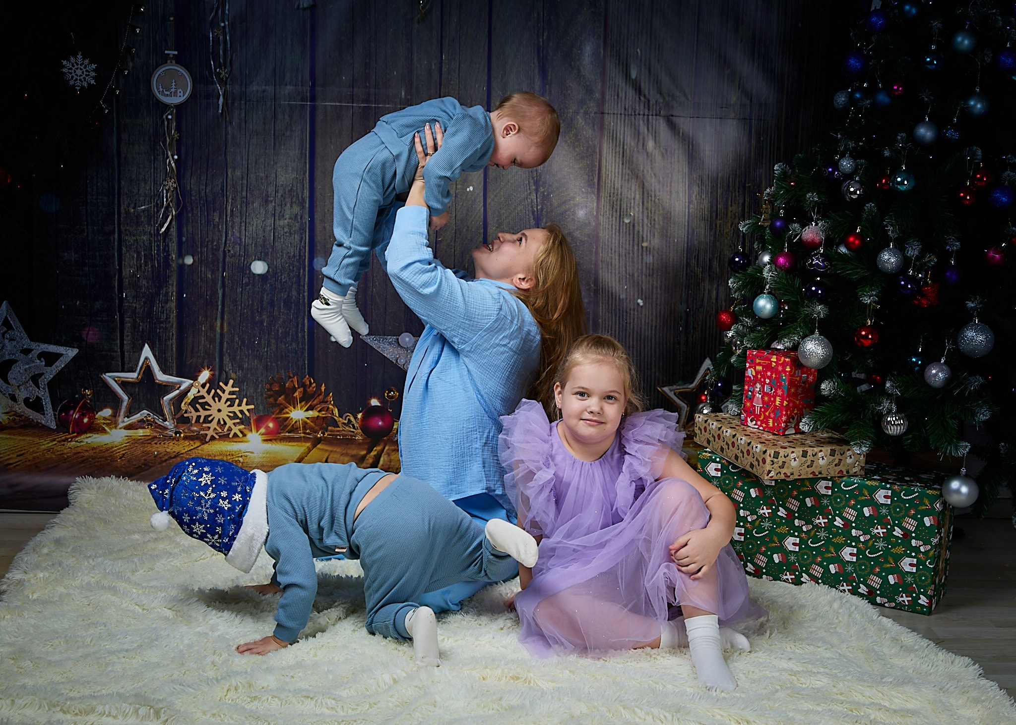 Новогодняя домашняя фотосессия. Свадебный и семейный фотограф в г. Волхов Алексей Кочерыжкин