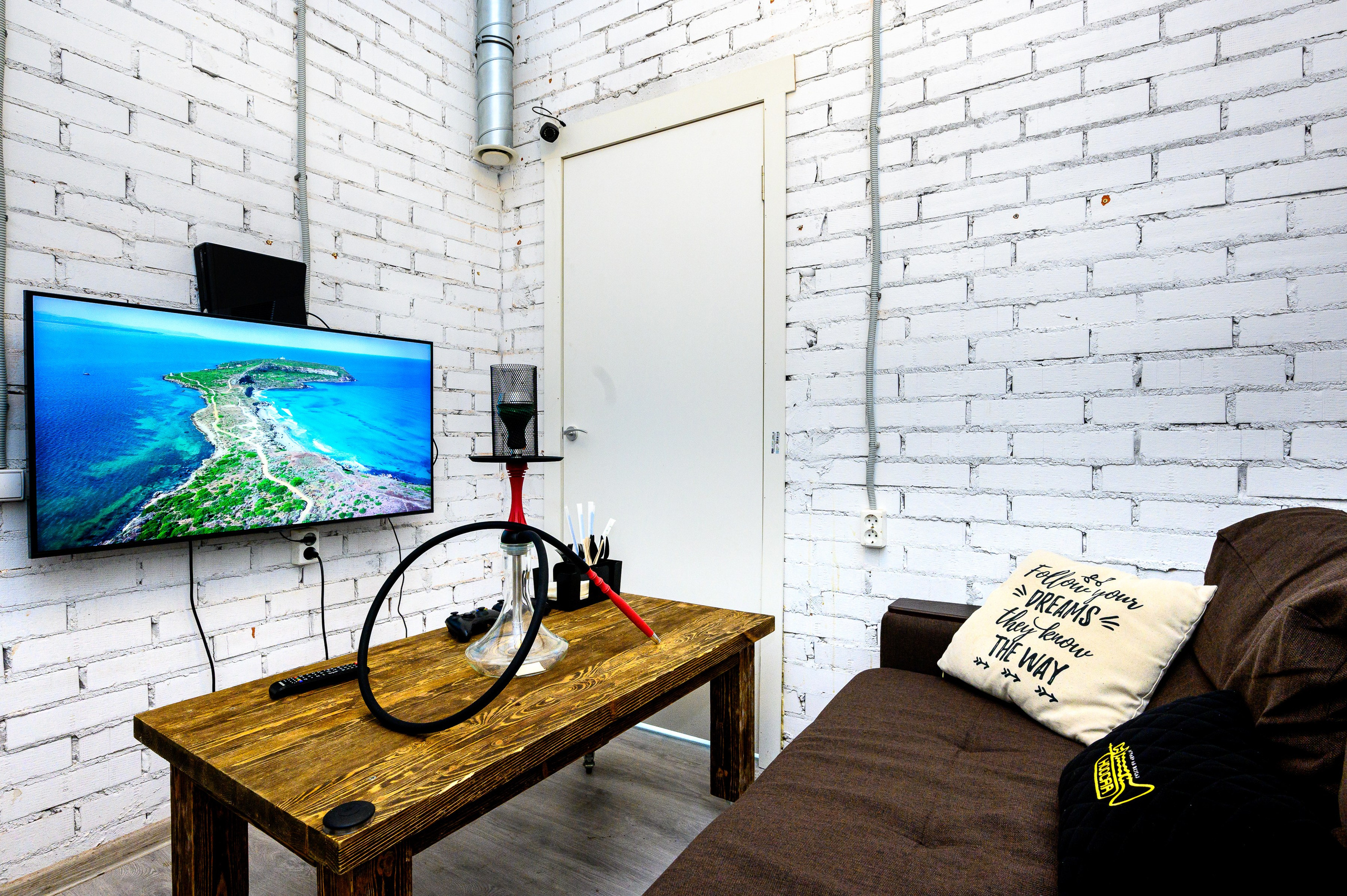 Магазин кальянов Hoocar. Интерьерный фотограф. Фото- видеосъемка недвижимости Санкт-Петербург