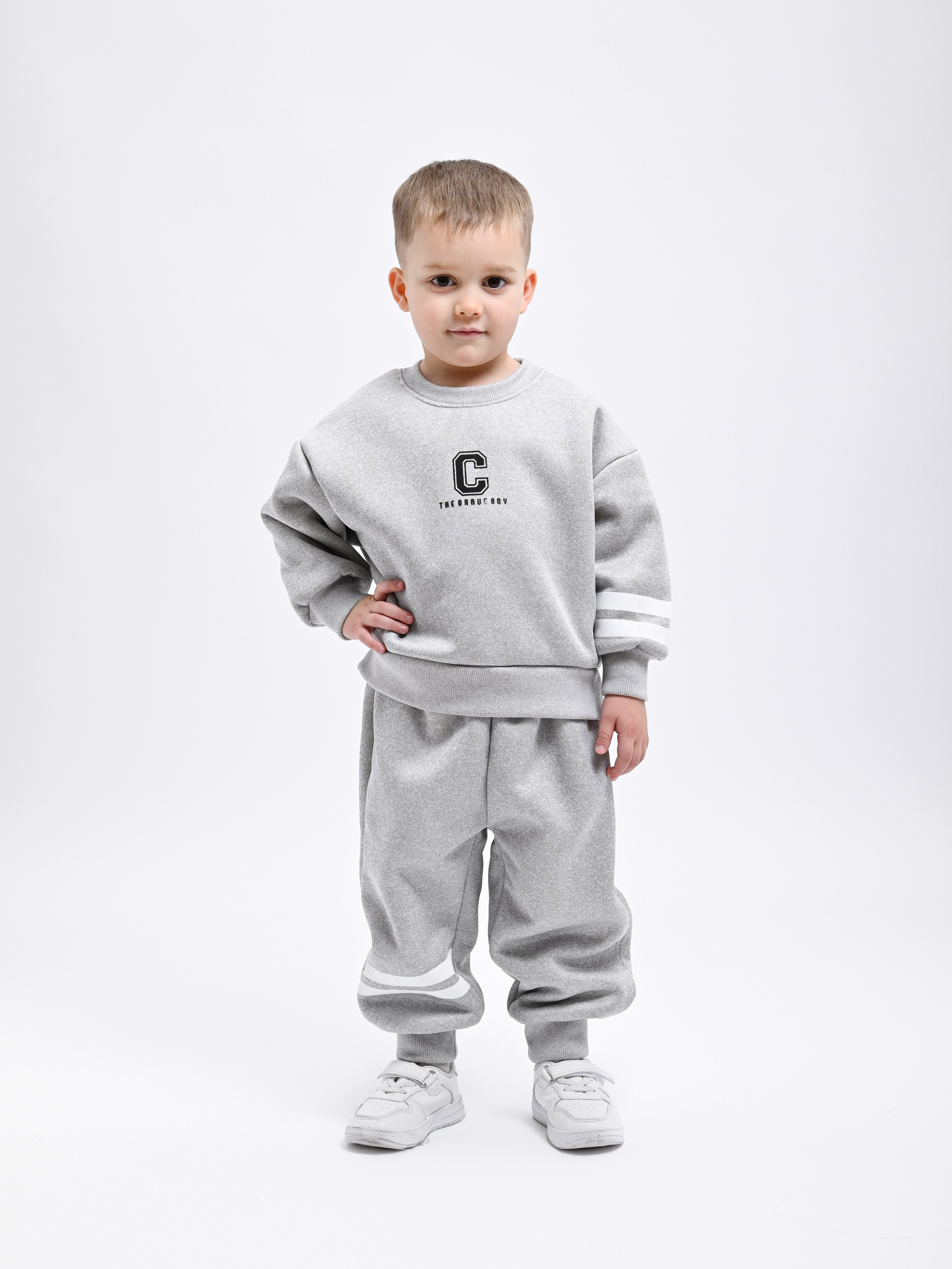 Детские костюмы. Предметный фотограф, фото для маркетплейсов Пятигорск, КМВ