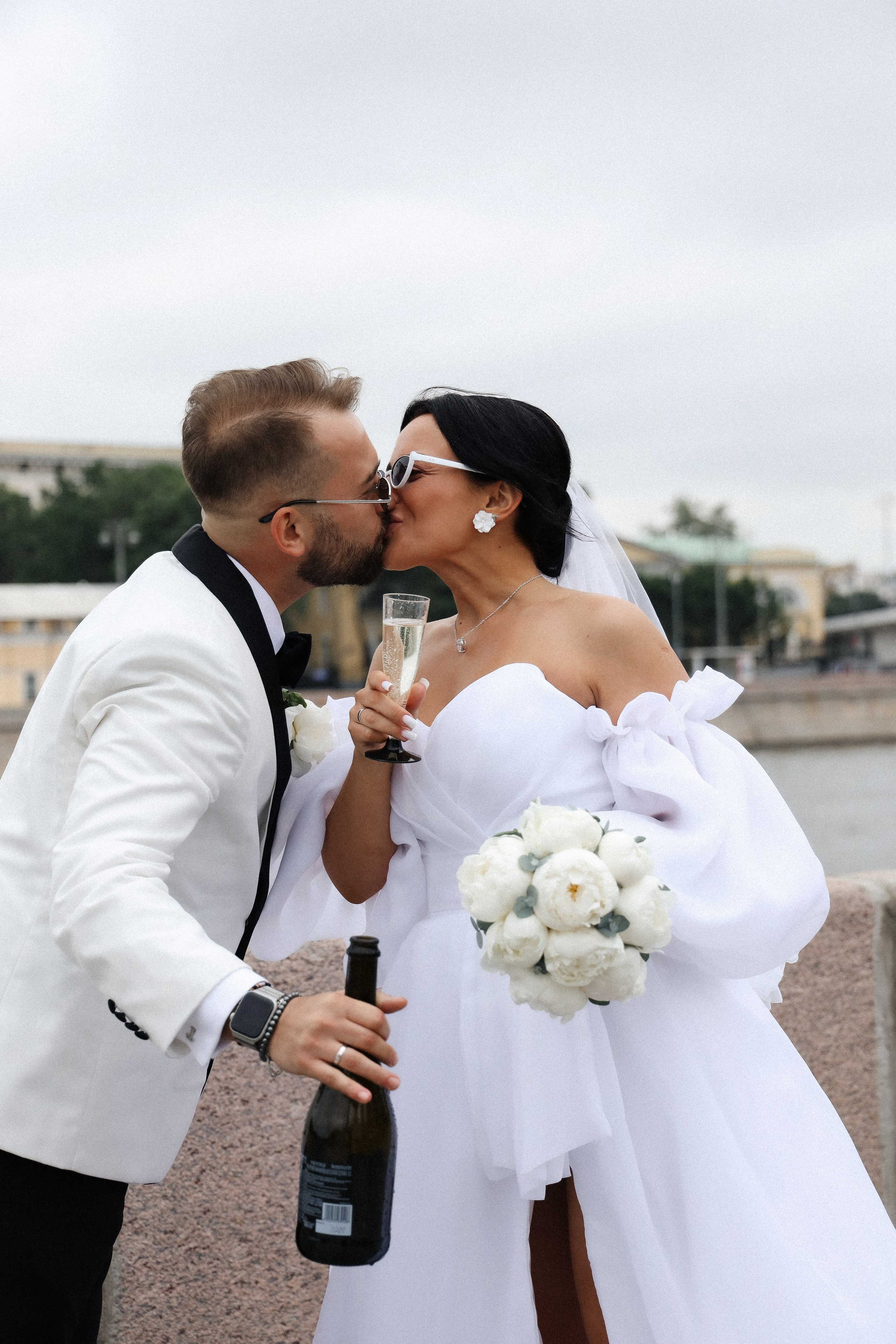 Т. + А. Роспись в Сити, прогулка по набережным Москвы. Семейный и lovestory фотограф в Москве Светлана Коняхина