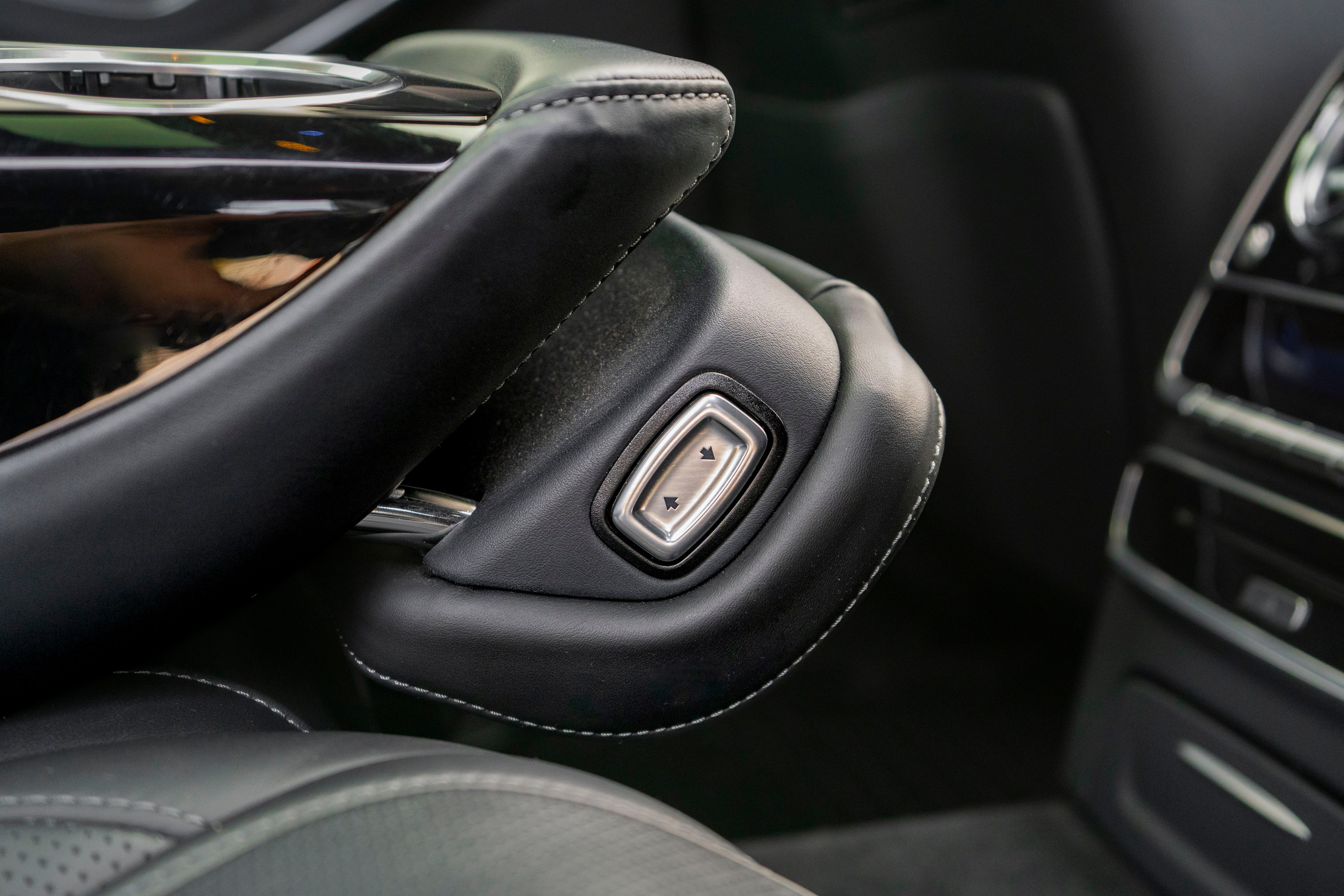 Mercedes S-class (W222)