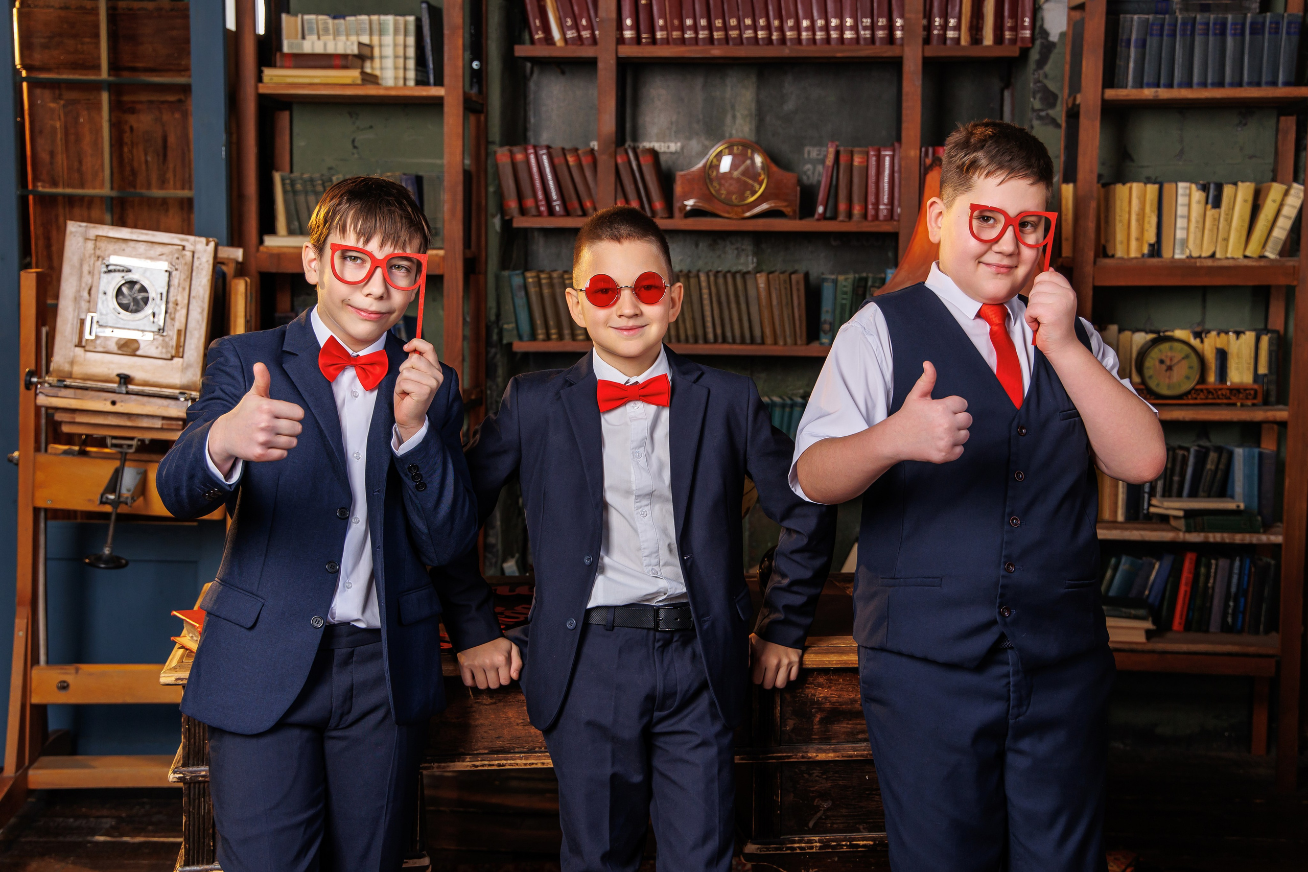 Альбомы для 4 класса. Школьный фотограф Саратов Золотарь Ольга