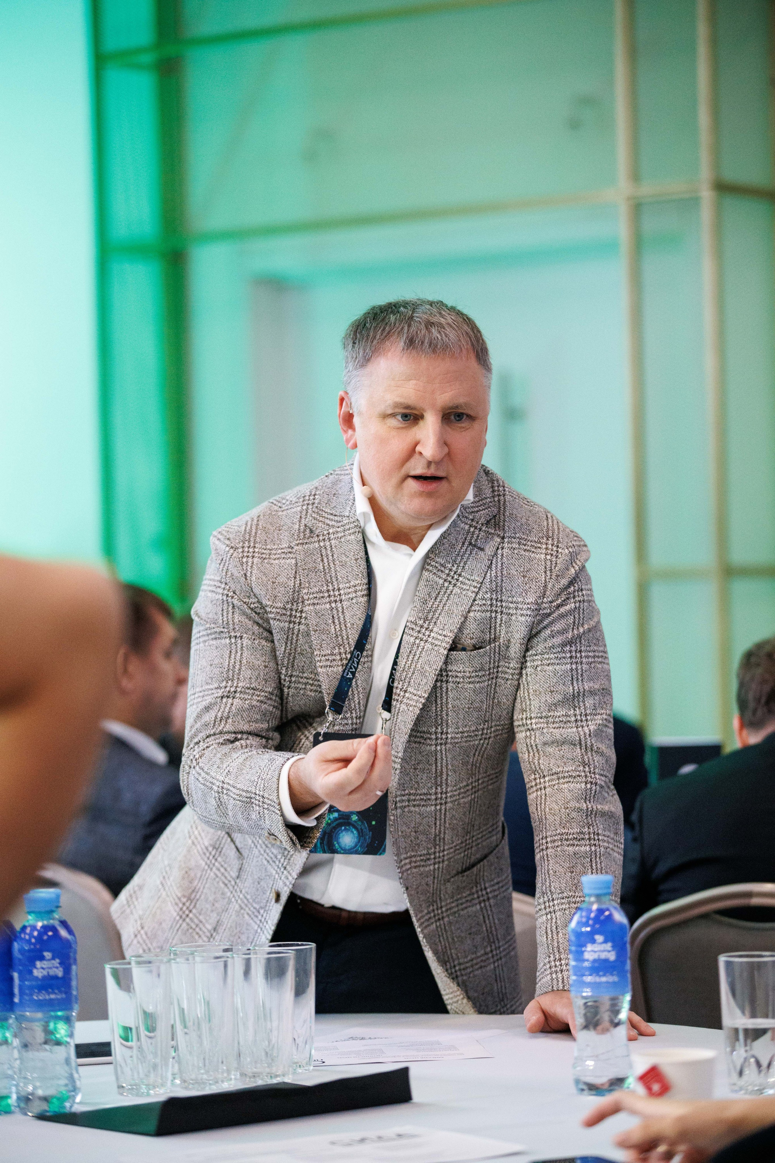 Сила Притяжения. Репортажный Фотограф в Москве Юра Гушан