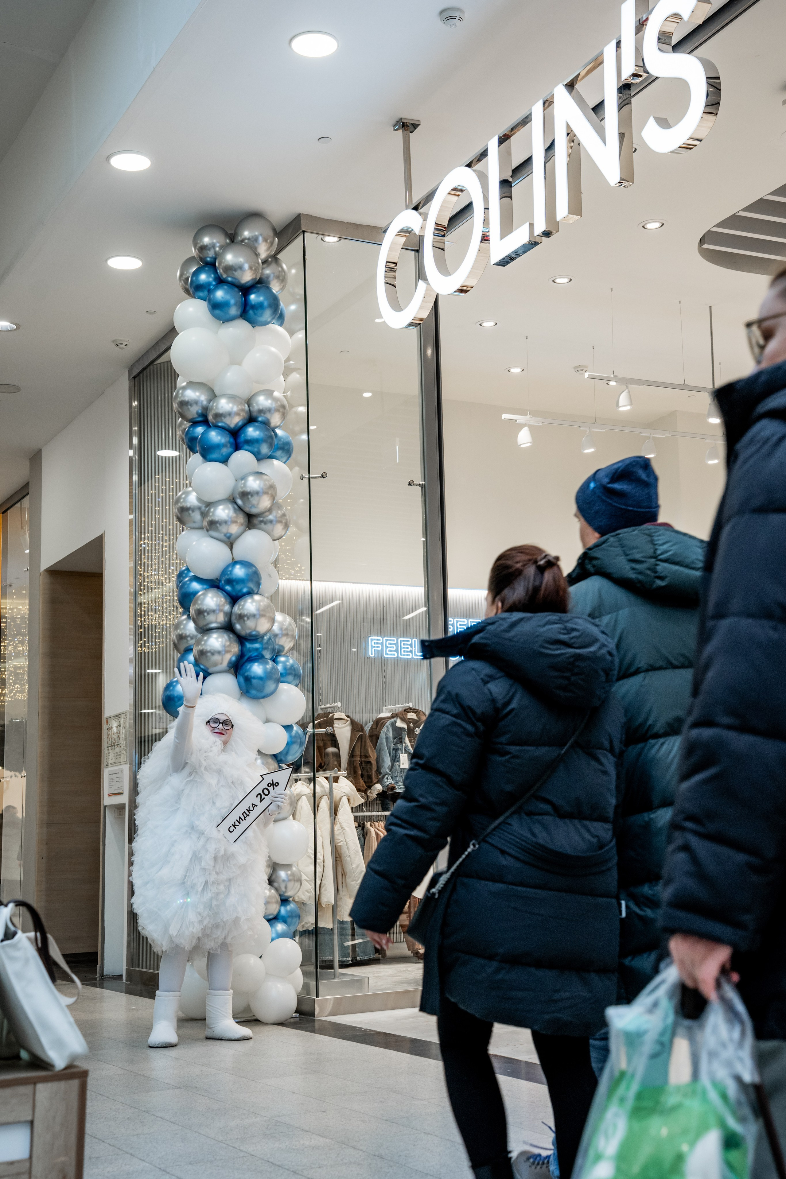 Открытие павильона Colin's в ТРЦ «Планета». Репортажный фотограф Красноярск