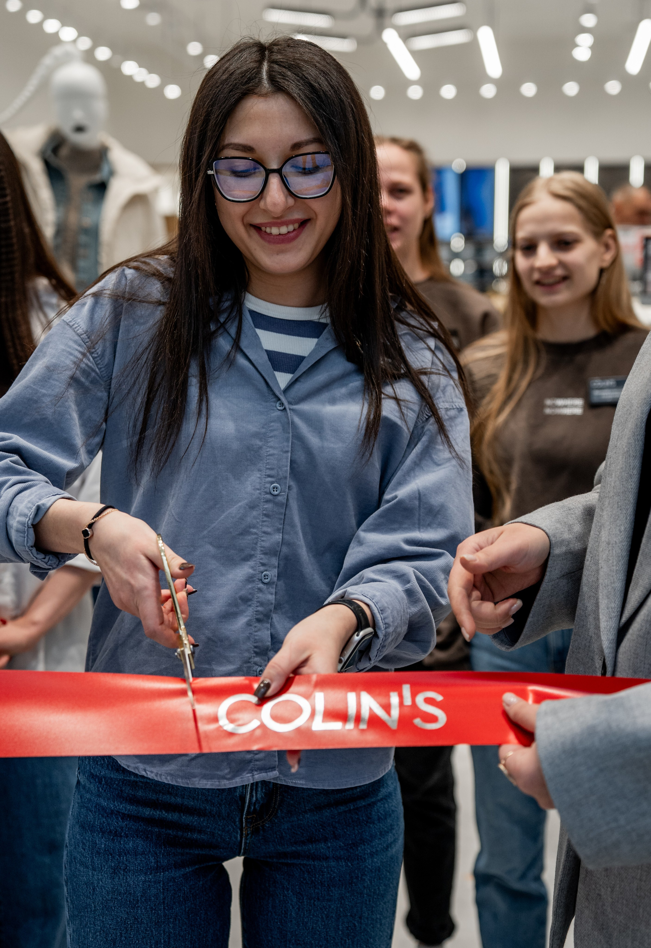 Открытие павильона Colin's в ТРЦ «Планета». Репортажный фотограф Красноярск