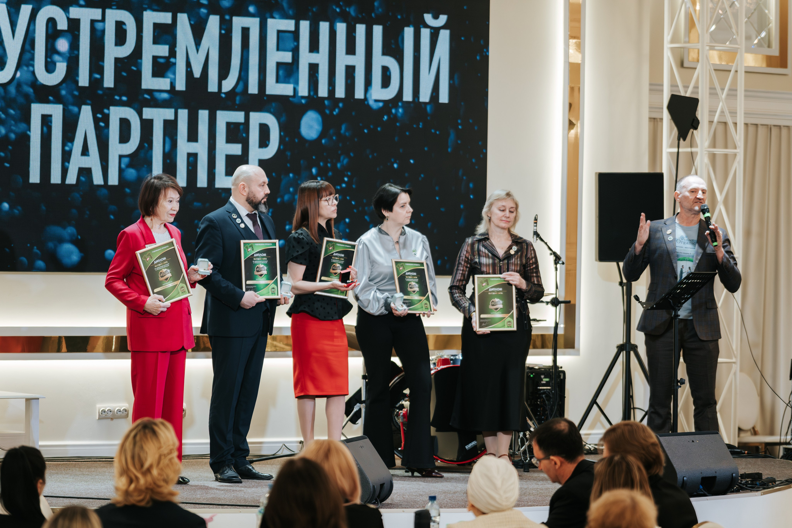 День рождения компании «Perfect Organics». Репортажный фотограф Красноярск