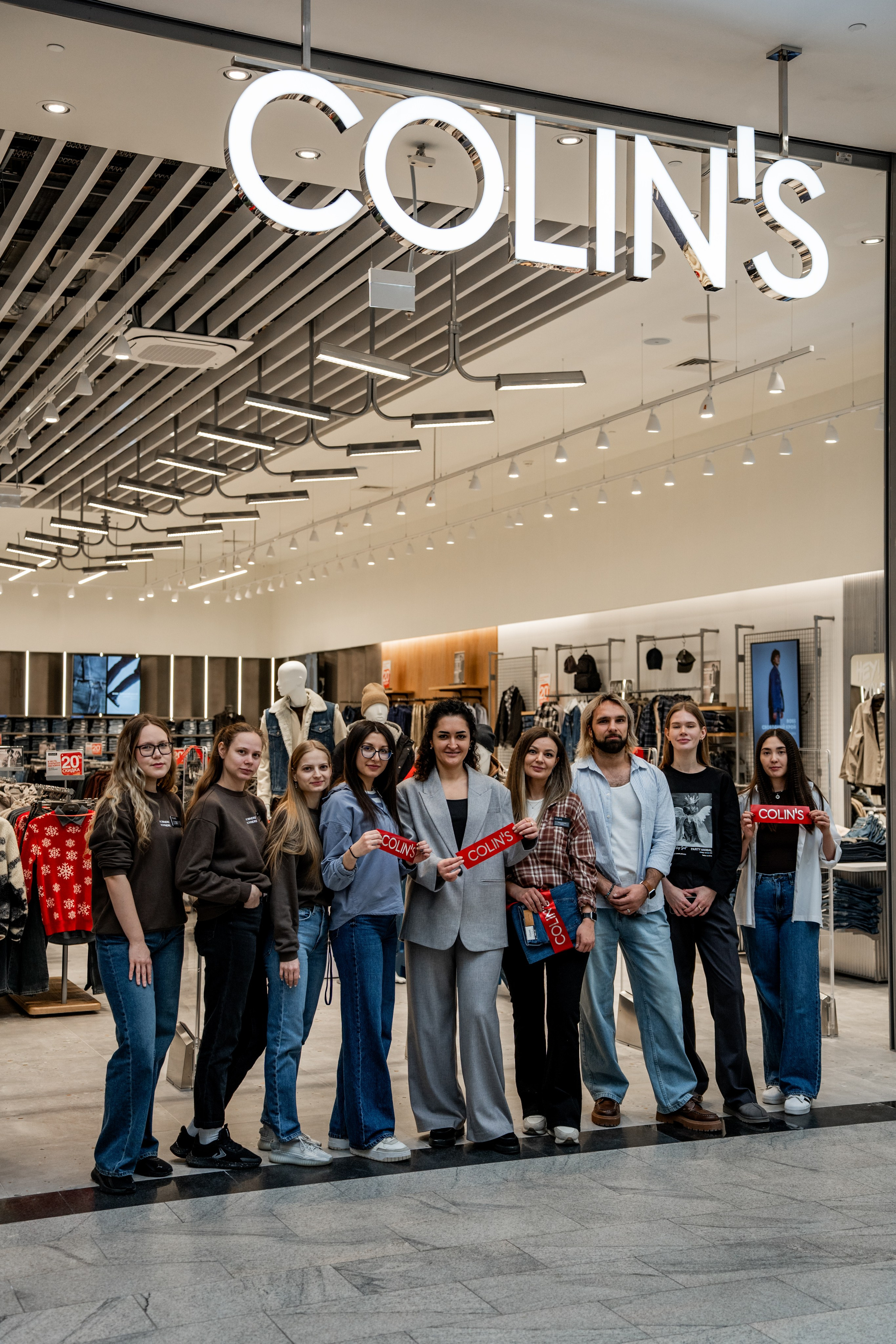 Открытие павильона Colin's в ТРЦ «Планета». Репортажный фотограф Красноярск
