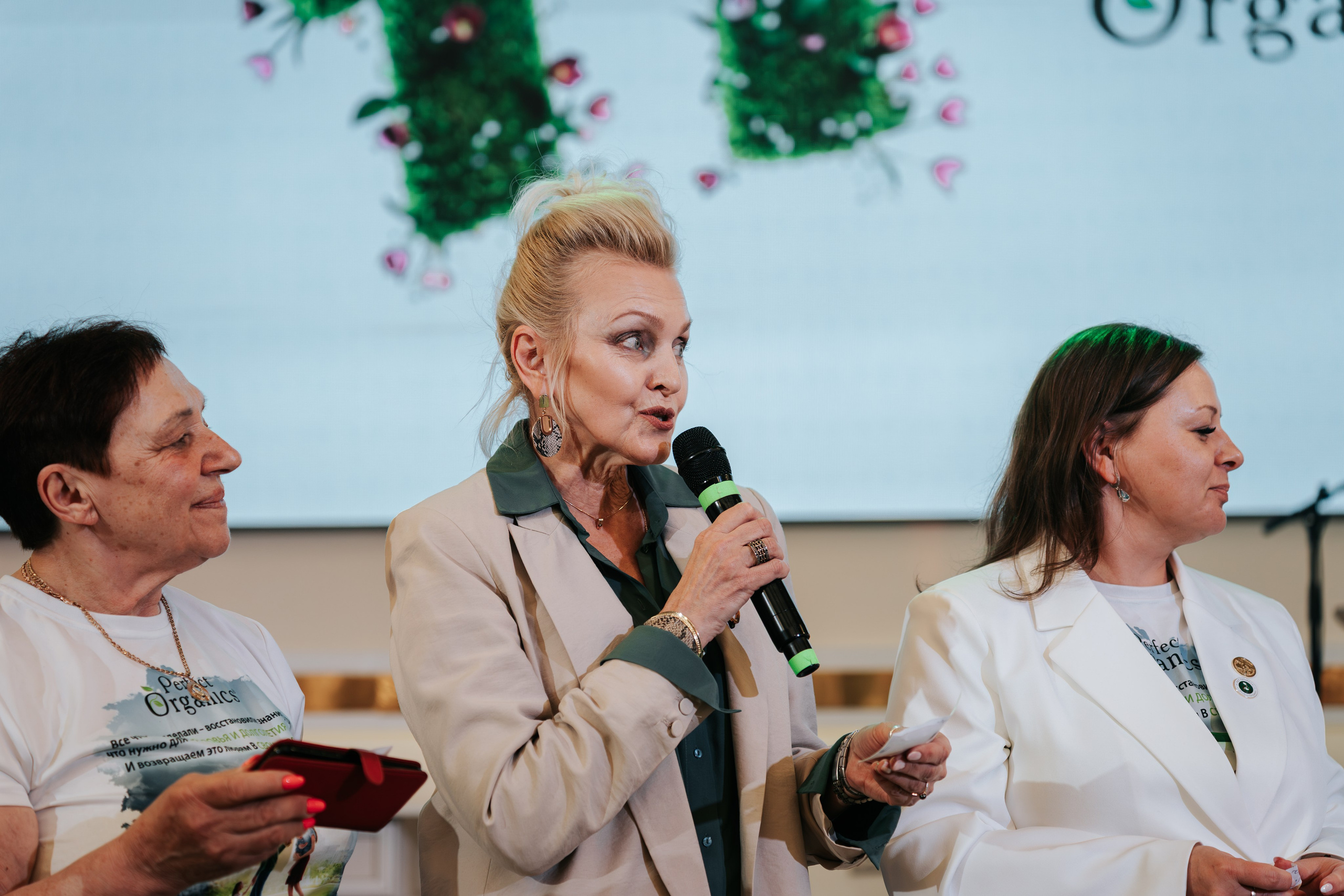 День рождения компании «Perfect Organics». Репортажный фотограф Красноярск