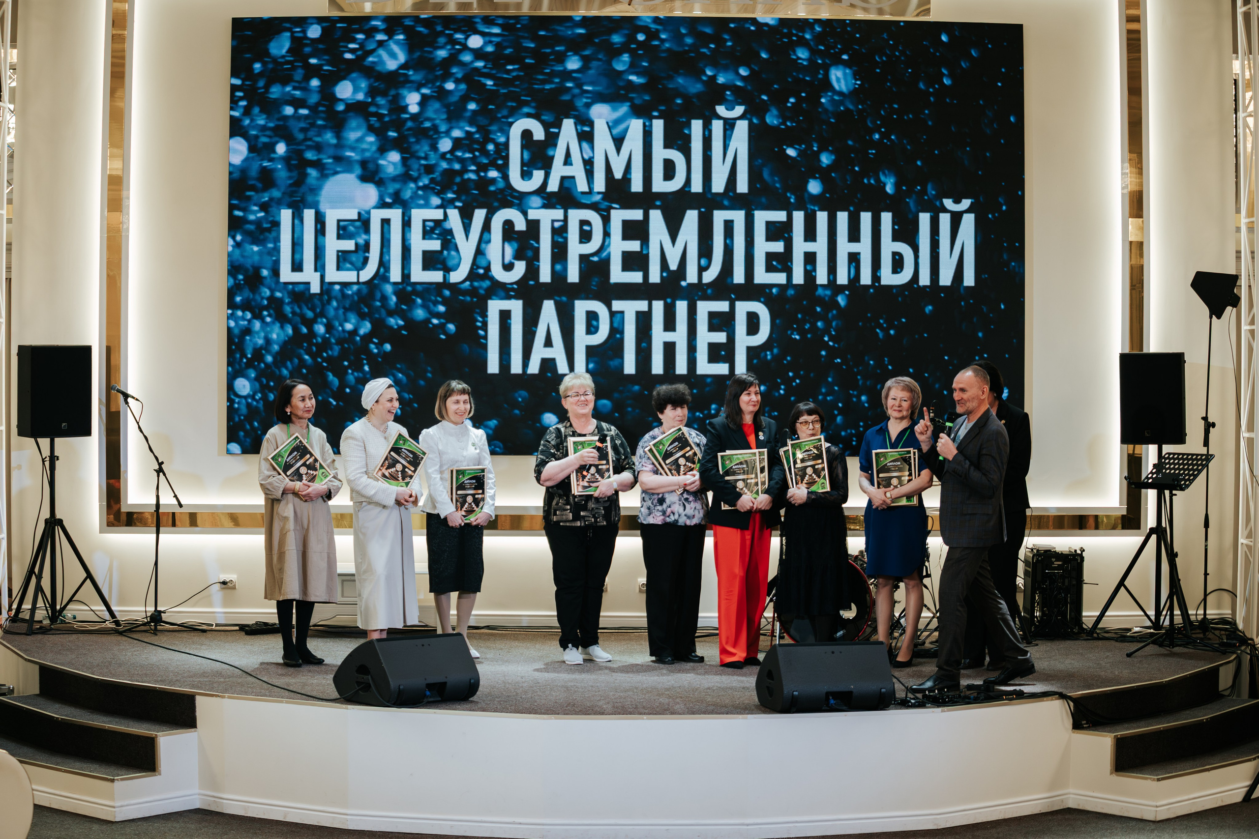 День рождения компании «Perfect Organics». Репортажный фотограф Красноярск