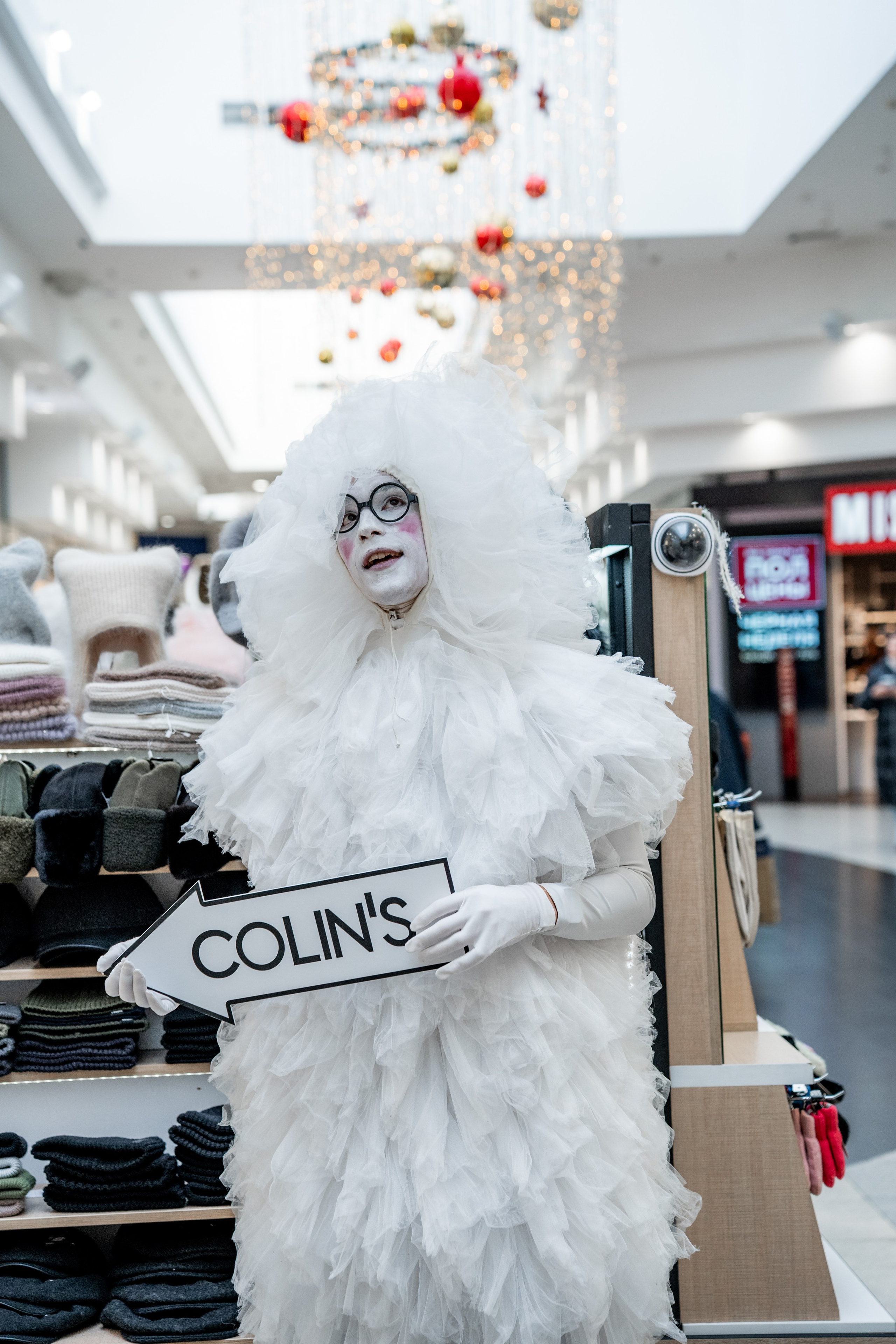 Открытие павильона Colin's в ТРЦ «Планета». Репортажный фотограф Красноярск