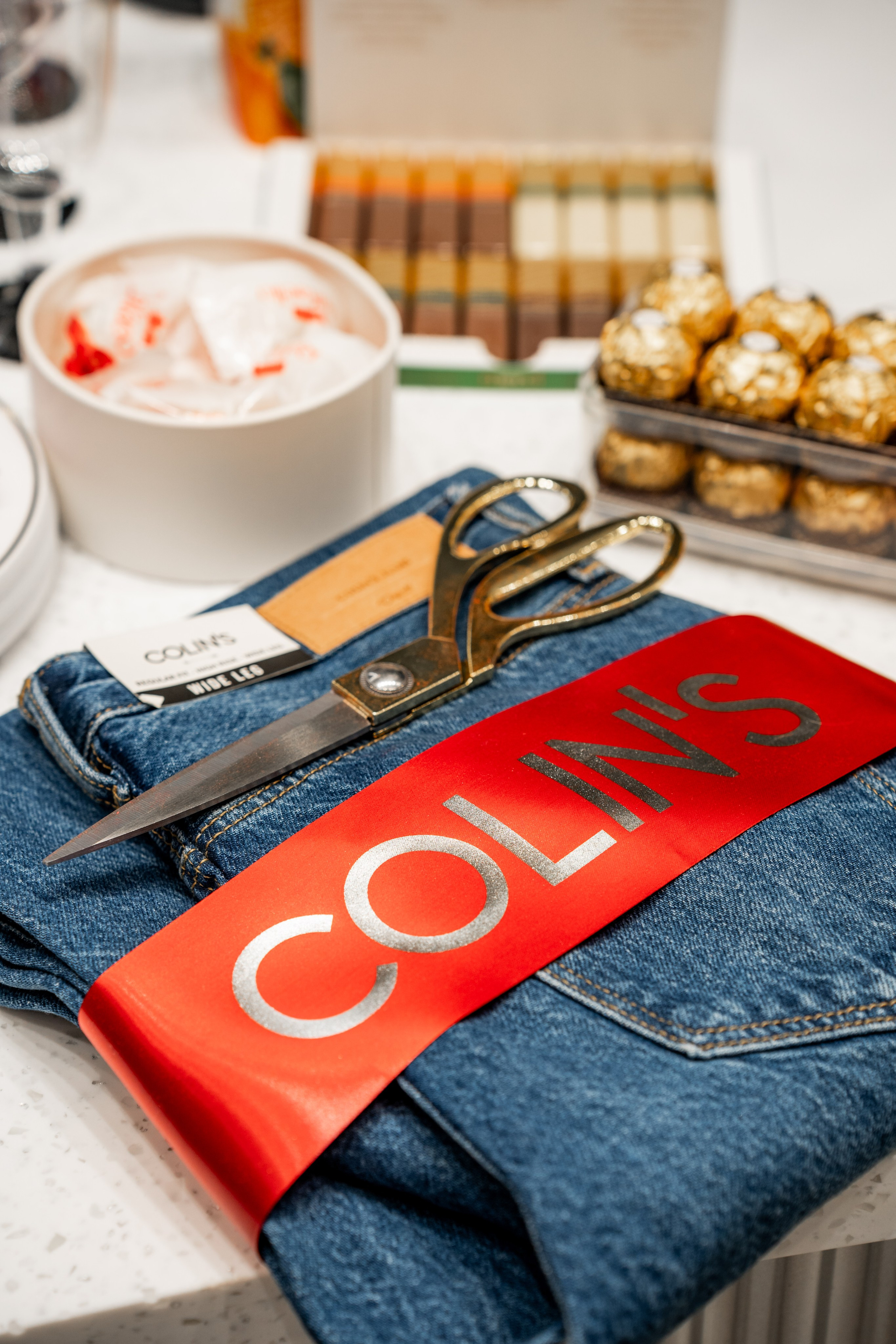 Открытие павильона Colin's в ТРЦ «Планета». Репортажный фотограф Красноярск