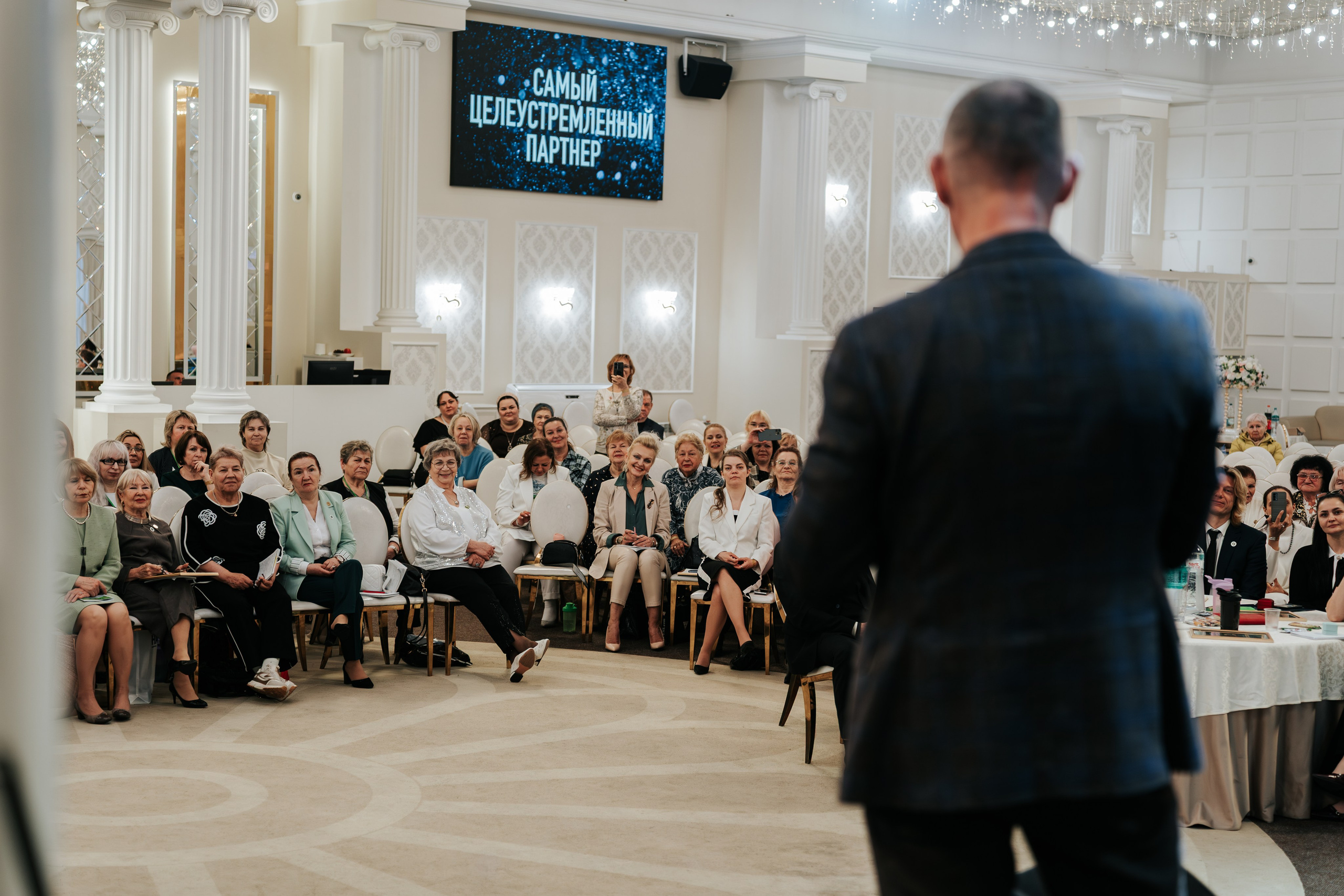 День рождения компании «Perfect Organics». Репортажный фотограф Красноярск