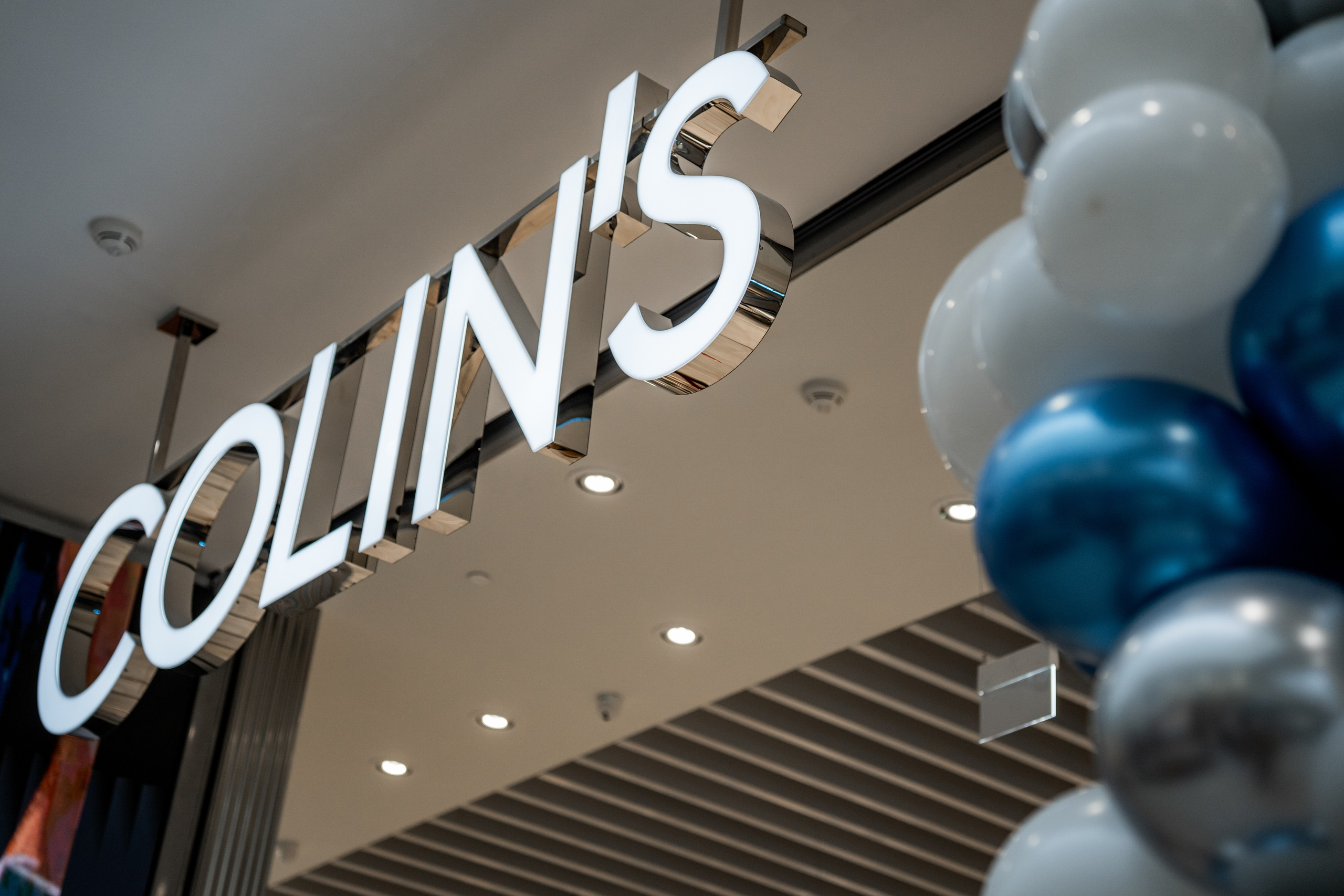 Открытие павильона Colin's в ТРЦ «Планета». Репортажный фотограф Красноярск