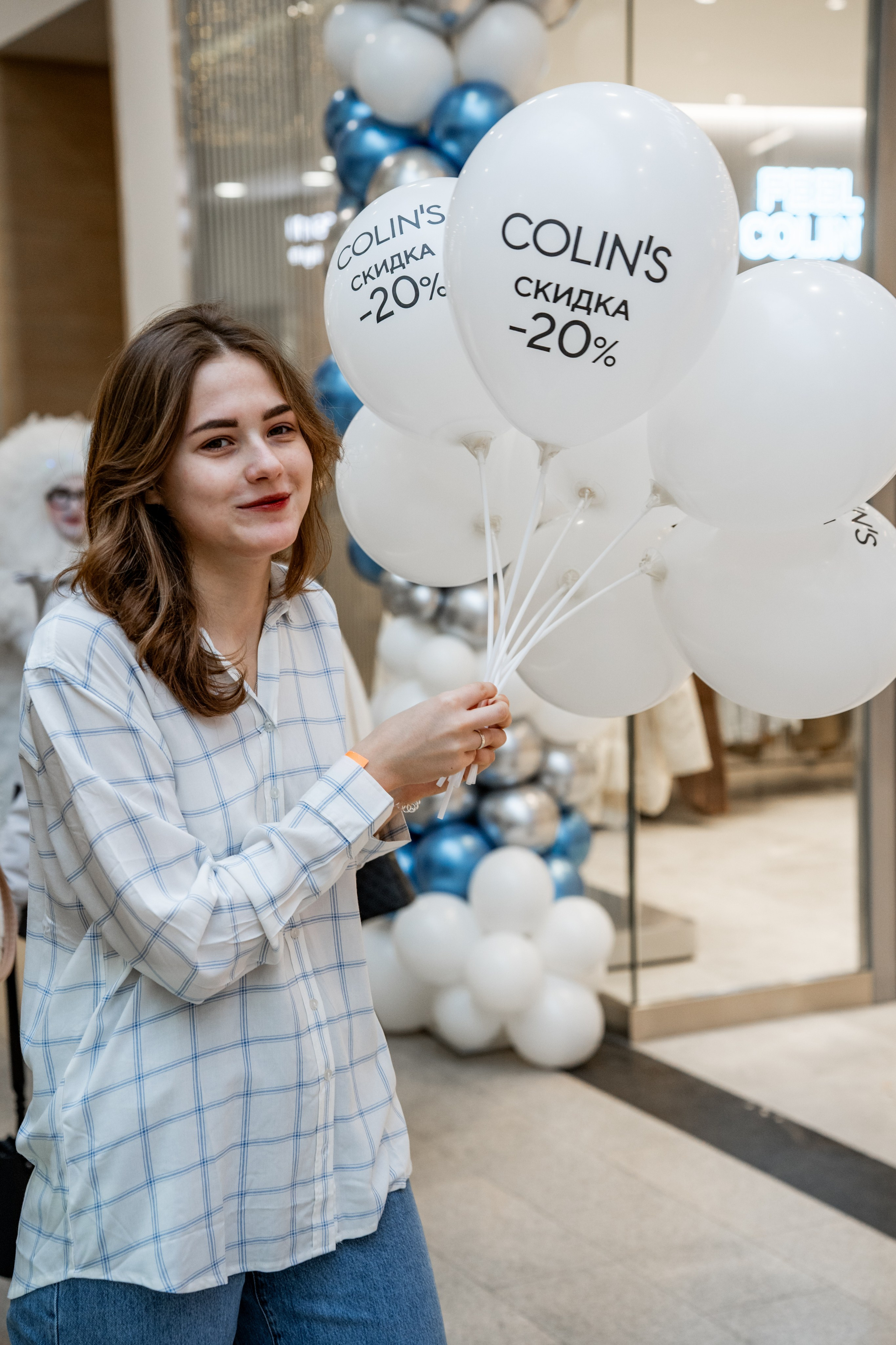 Открытие павильона Colin's в ТРЦ «Планета». Репортажный фотограф Красноярск
