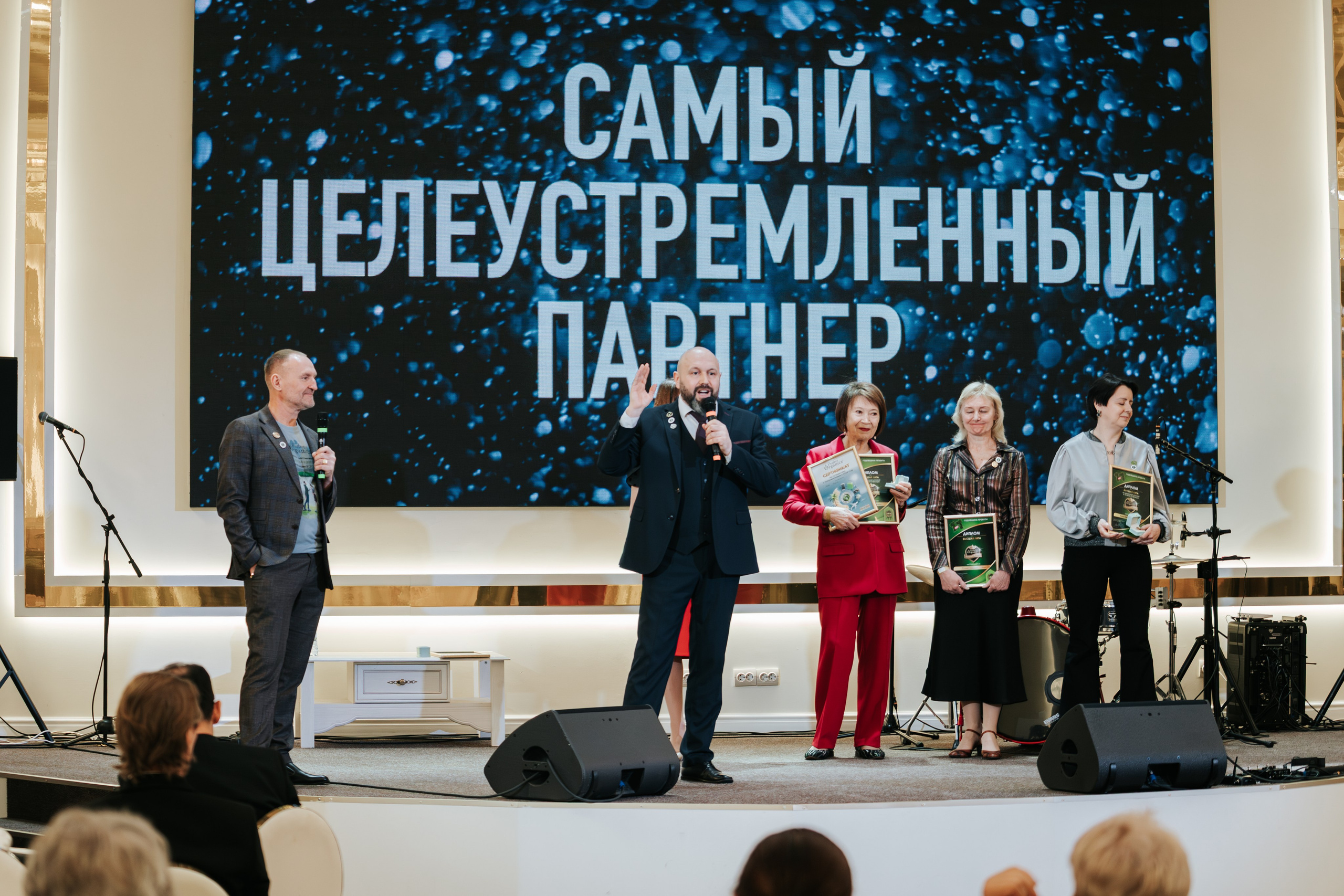 День рождения компании «Perfect Organics». Репортажный фотограф Красноярск