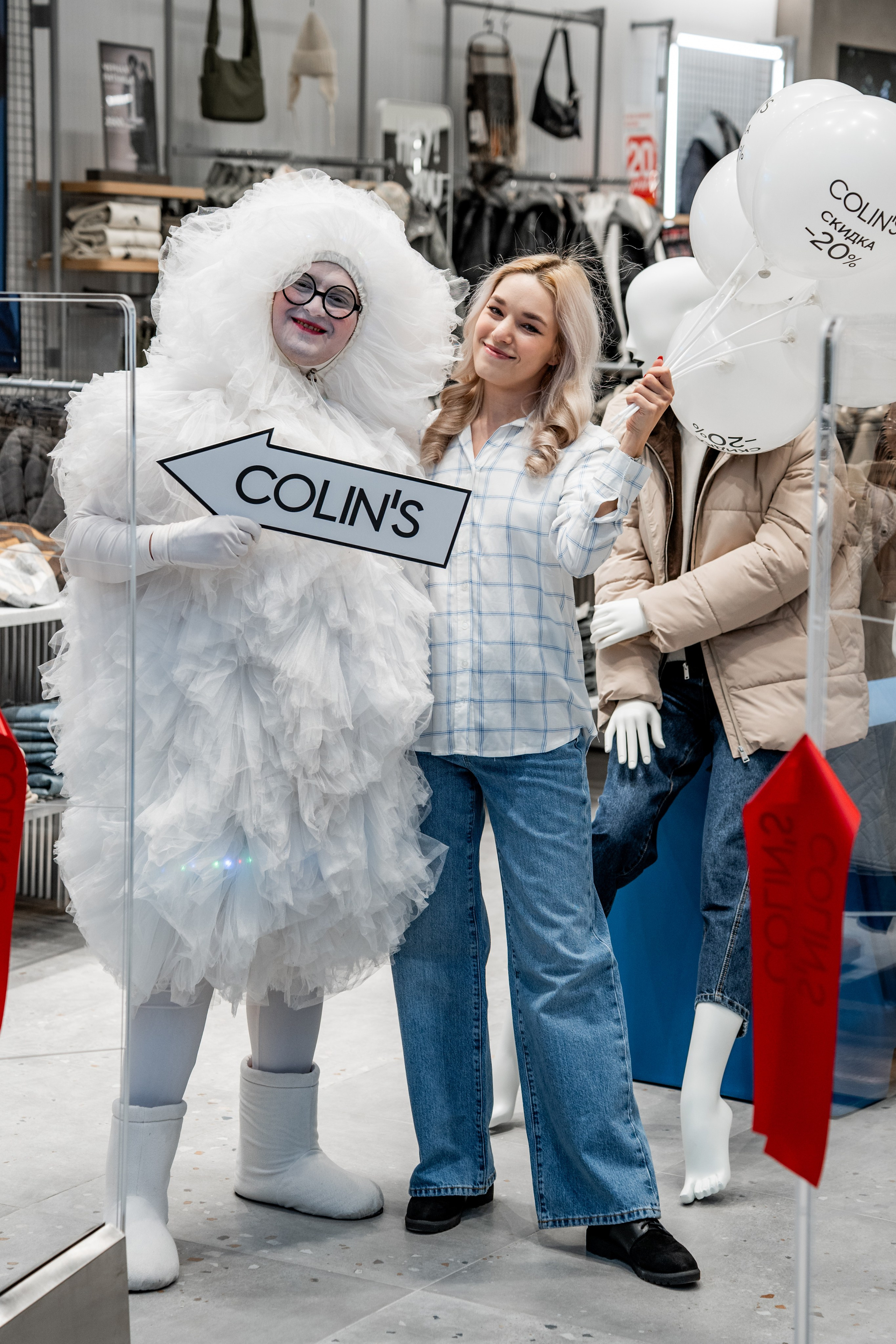 Открытие павильона Colin's в ТРЦ «Планета». Репортажный фотограф Красноярск