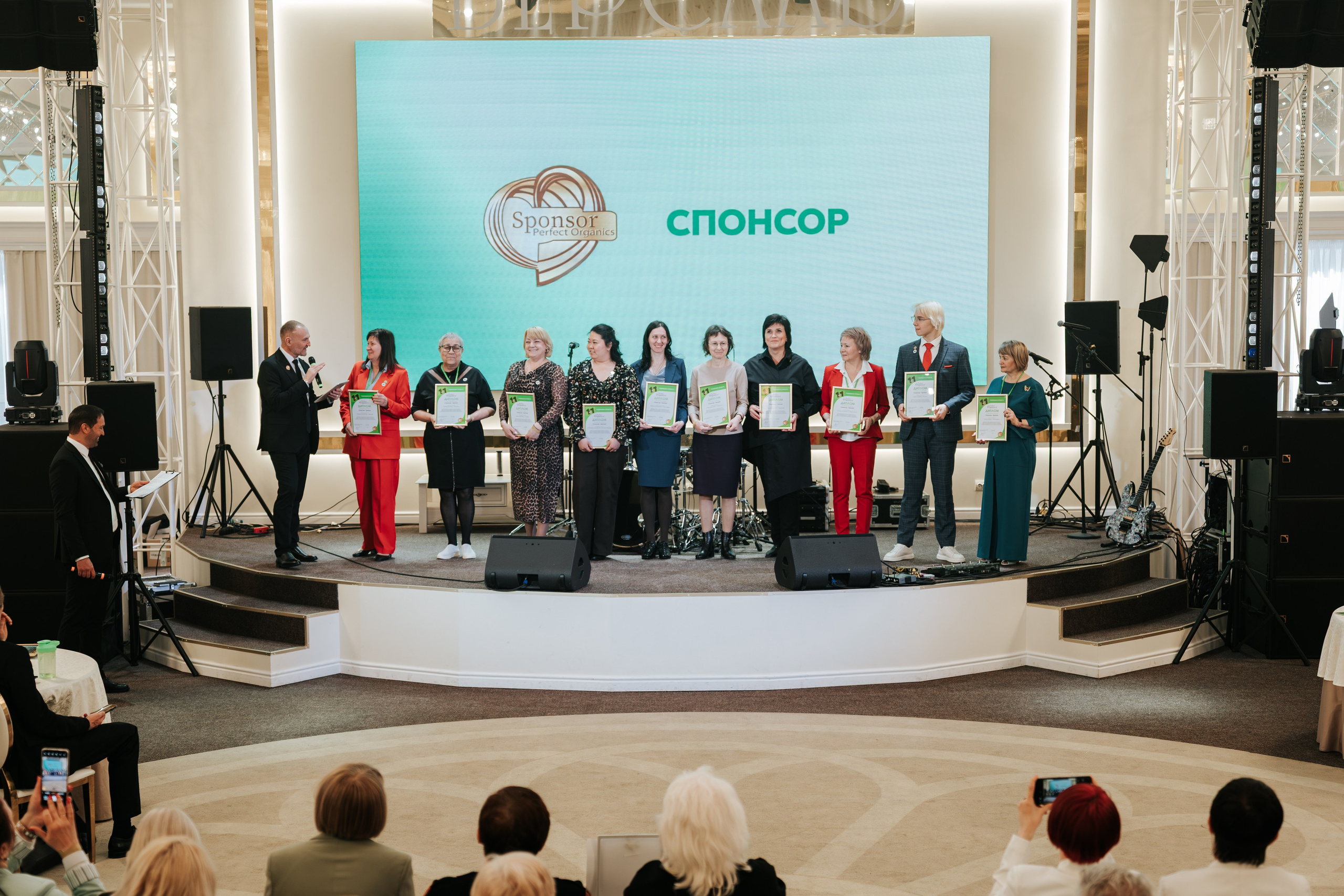 День рождения компании «Perfect Organics». Репортажный фотограф Красноярск