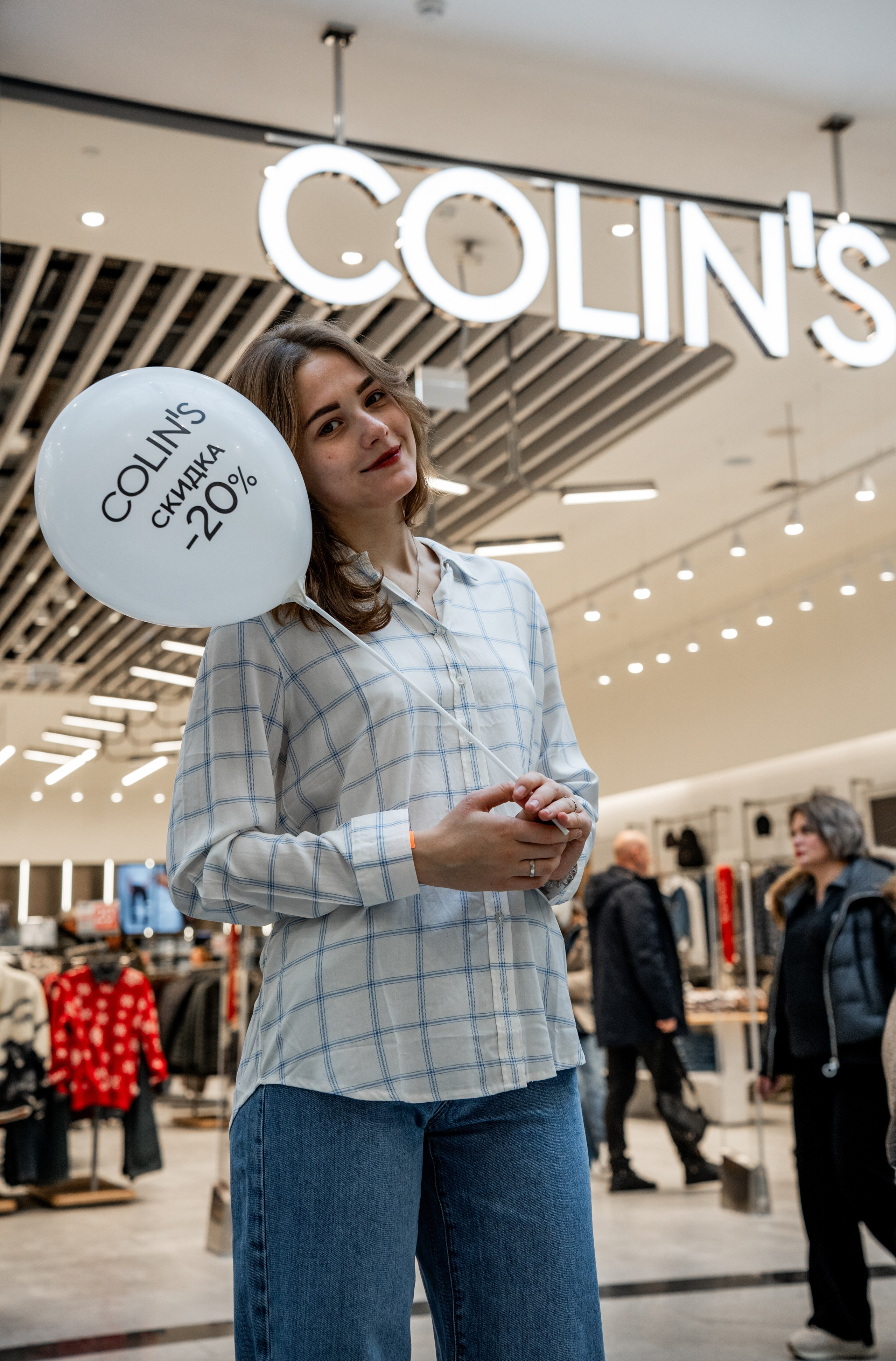 Открытие павильона Colin's в ТРЦ «Планета». Репортажный фотограф Красноярск