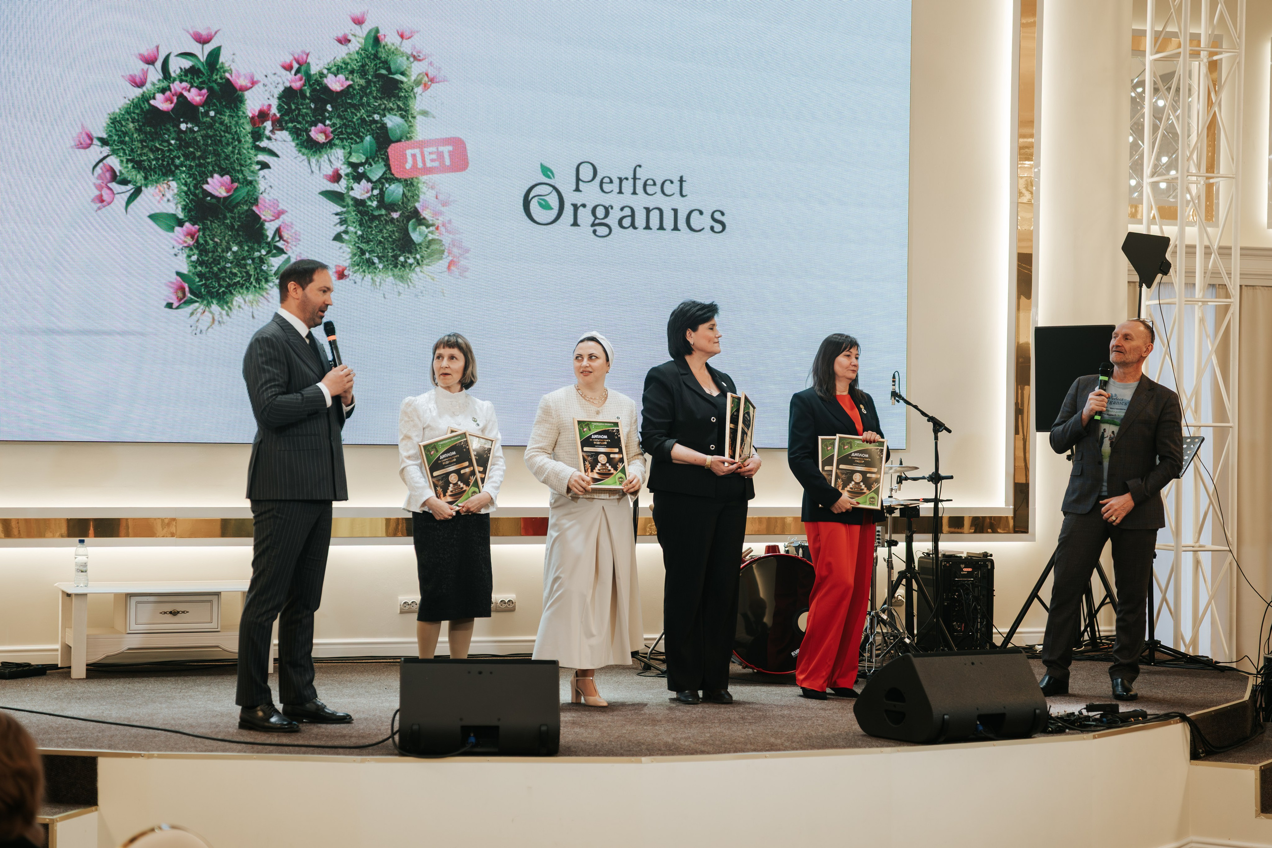 День рождения компании «Perfect Organics». Репортажный фотограф Красноярск