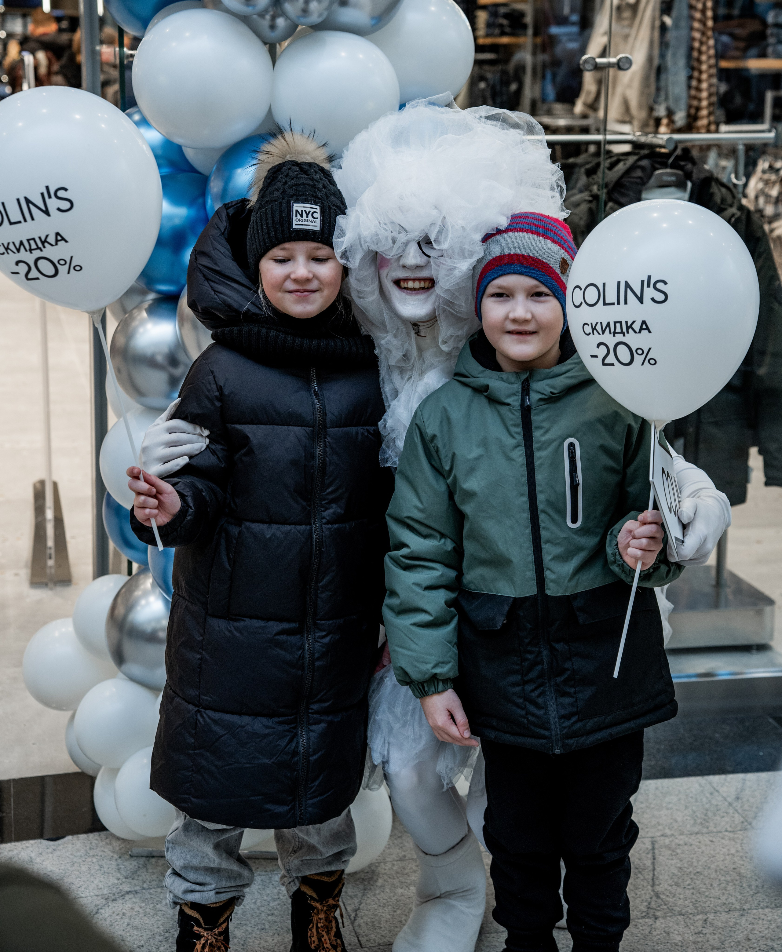 Открытие павильона Colin's в ТРЦ «Планета». Репортажный фотограф Красноярск