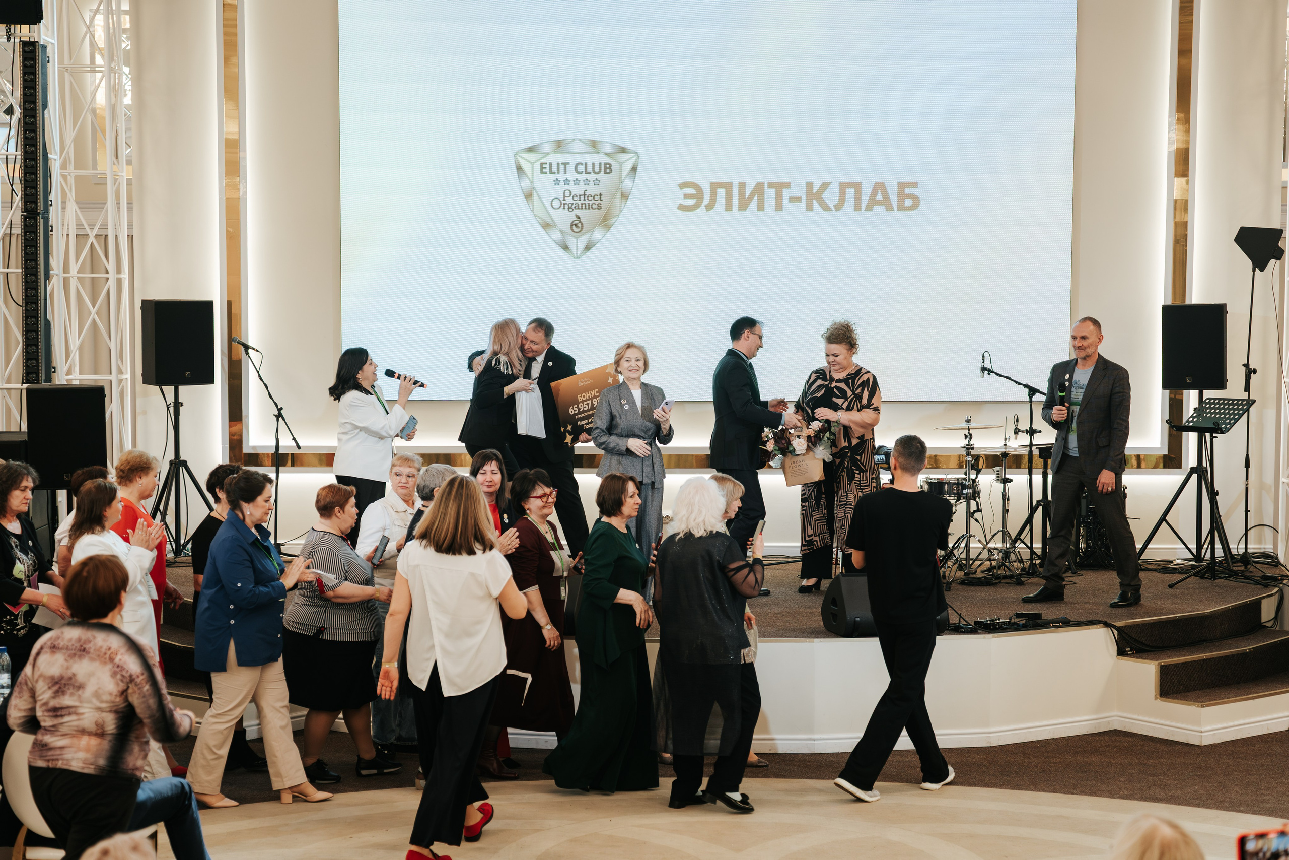 День рождения компании «Perfect Organics». Репортажный фотограф Красноярск
