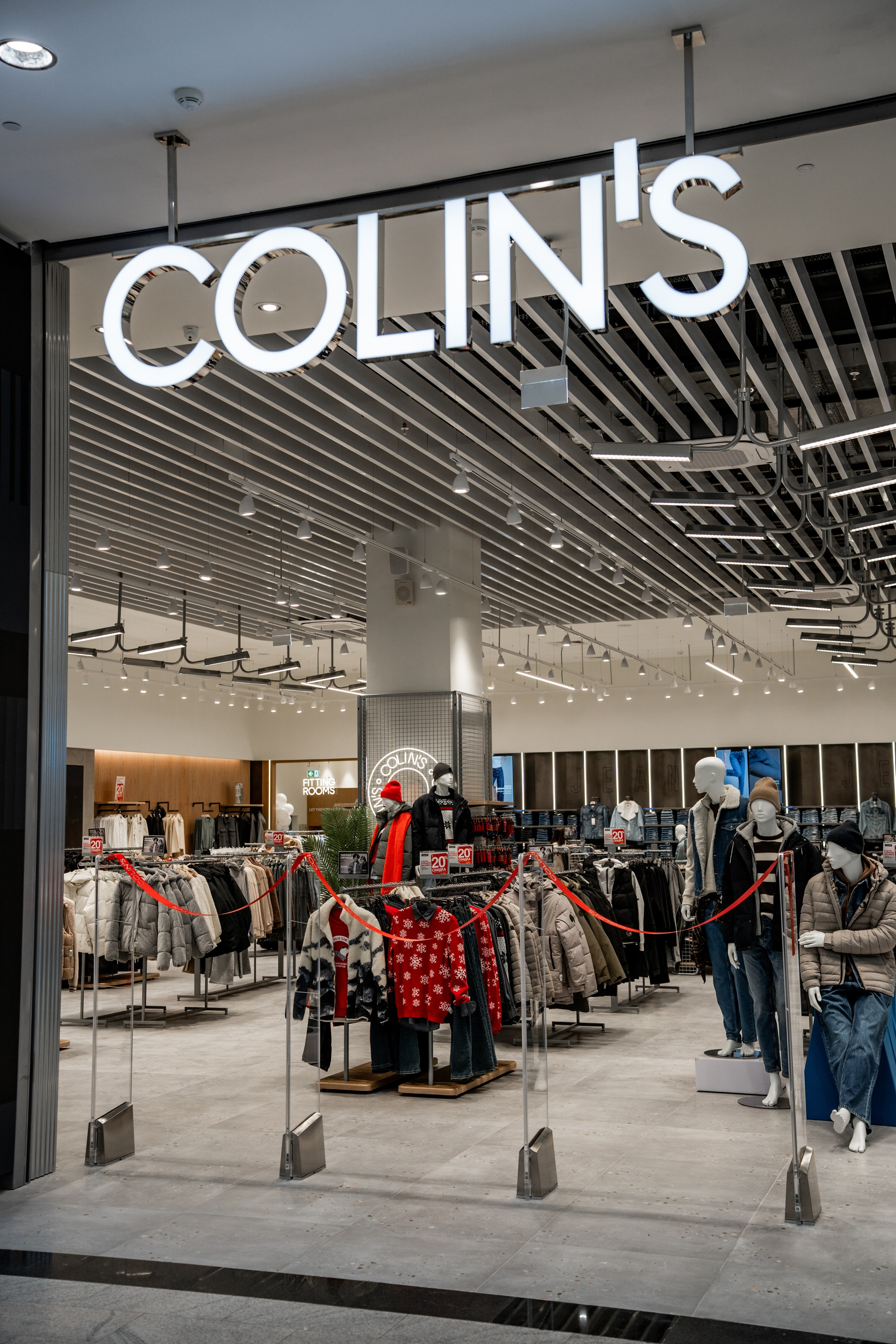 Открытие павильона Colin's в ТРЦ «Планета». Репортажный фотограф Красноярск