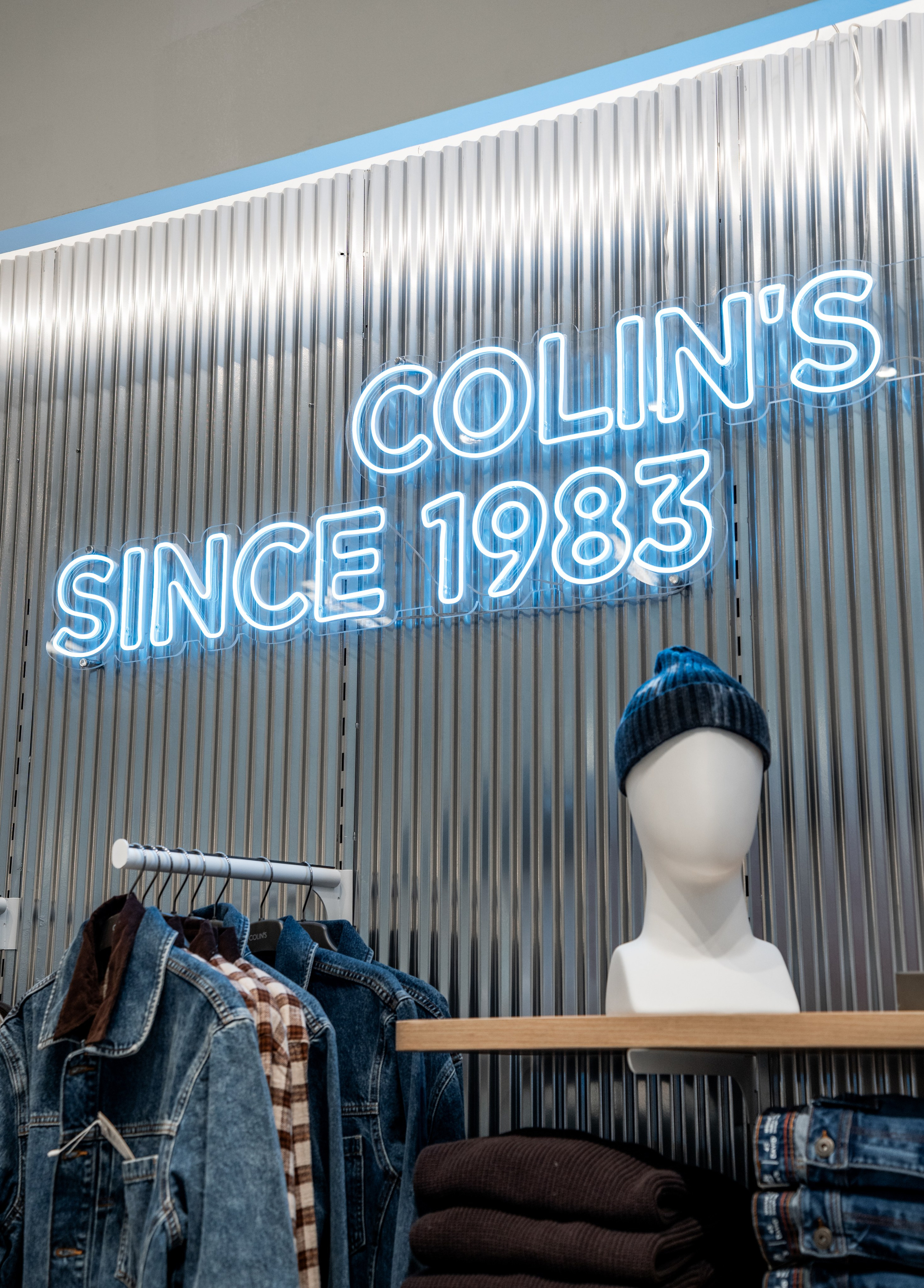 Открытие павильона Colin's в ТРЦ «Планета». Репортажный фотограф Красноярск