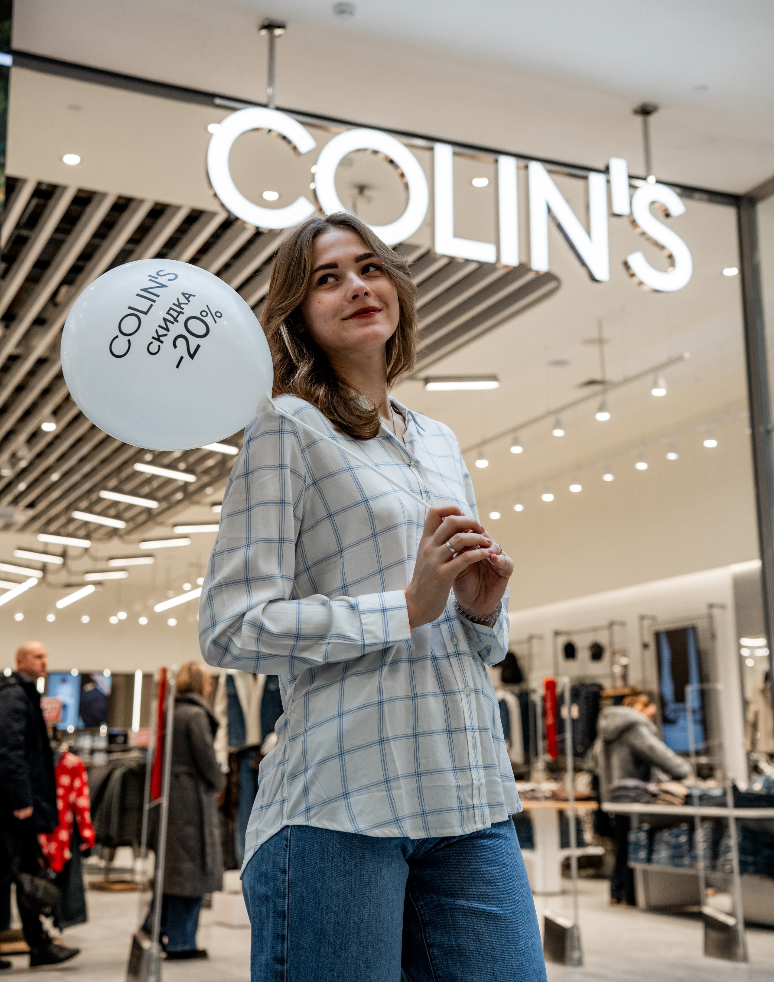 Открытие павильона Colin's в ТРЦ «Планета». Репортажный фотограф Красноярск