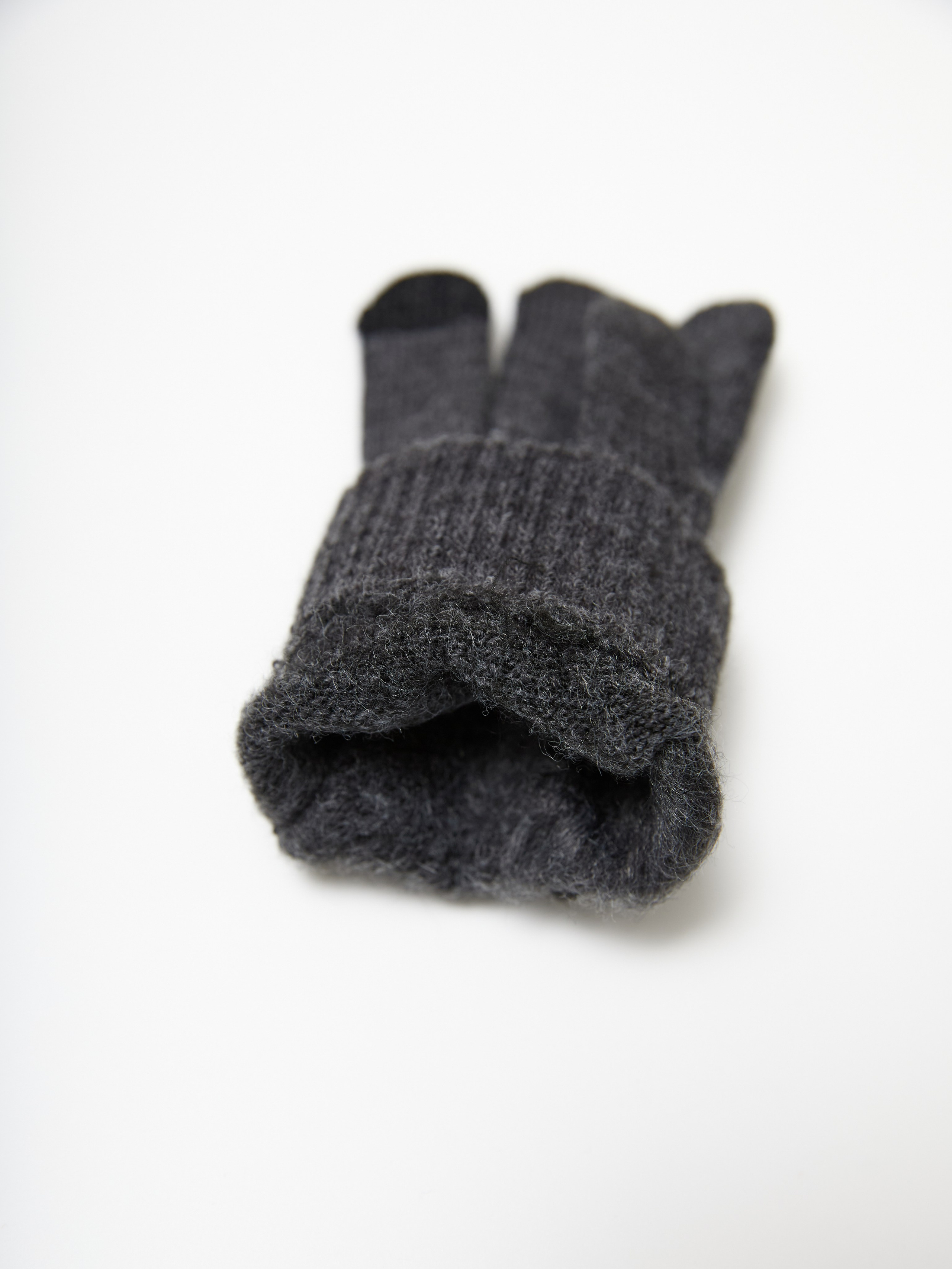 Перчатки. Фотограф