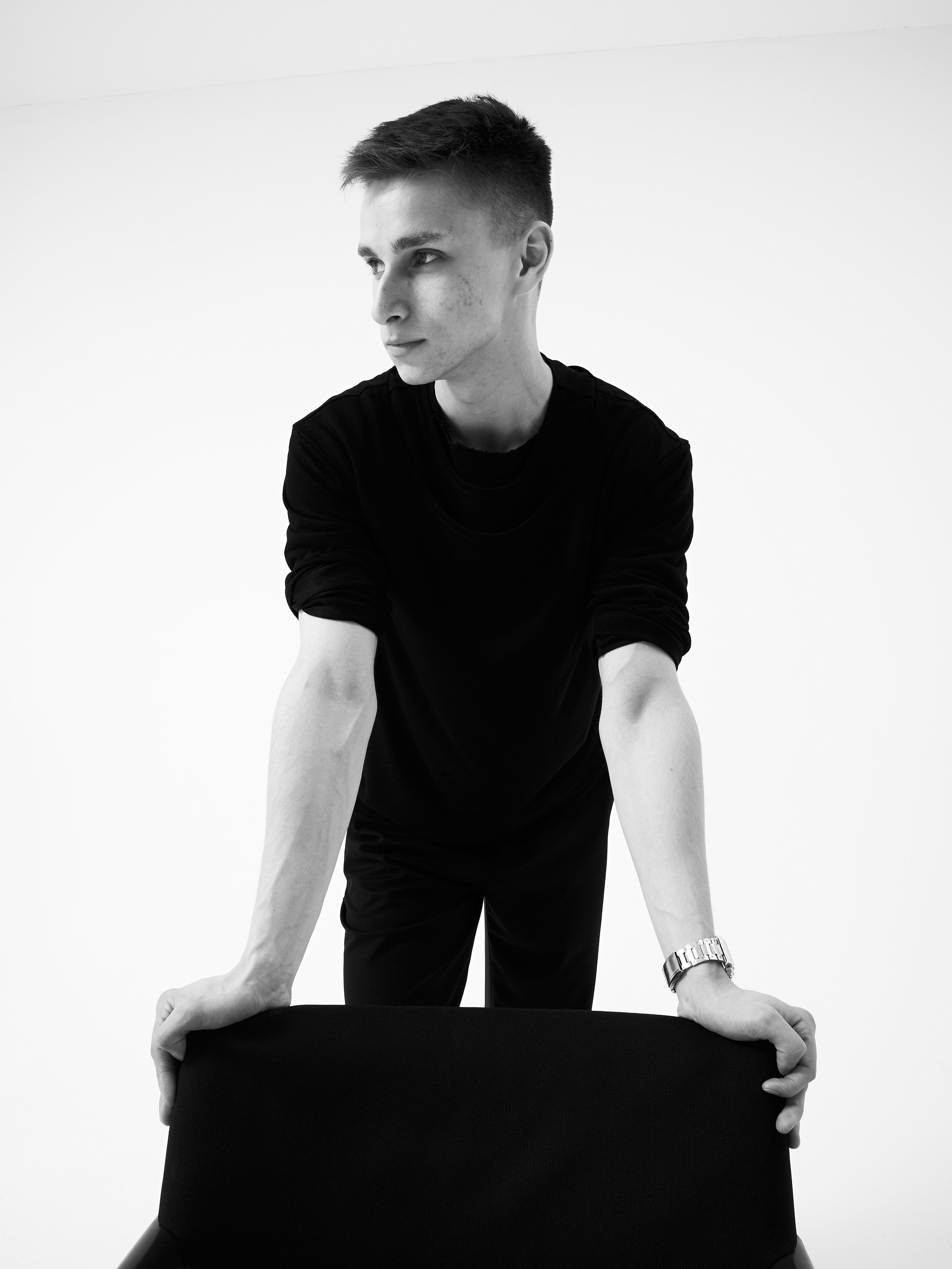 Модель — Кирилл Ярощенко