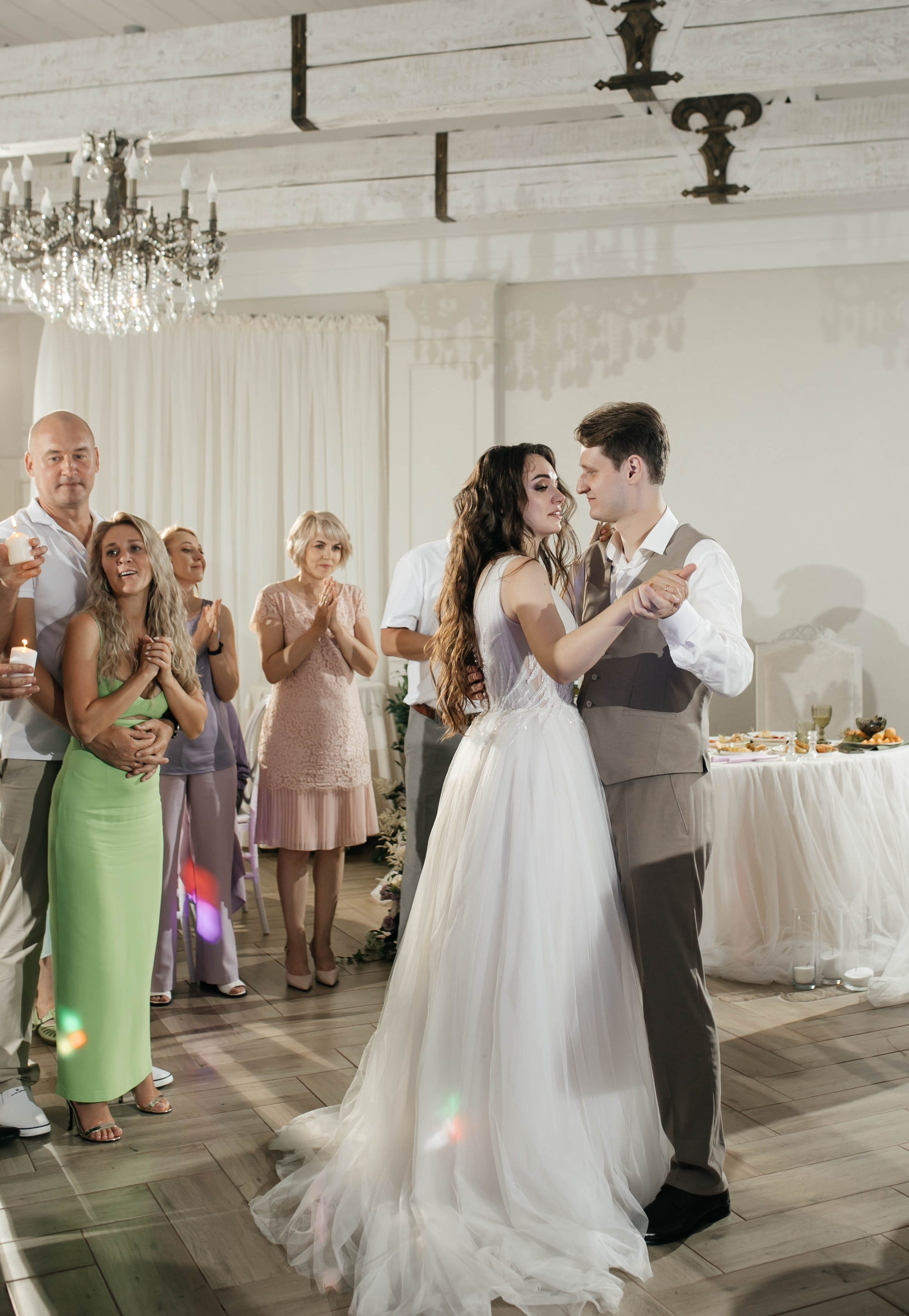 Свадебная история Дарьи и Родиона. Берендей Хаус. Свадебный и семейный фотограф Рассказова Виктория