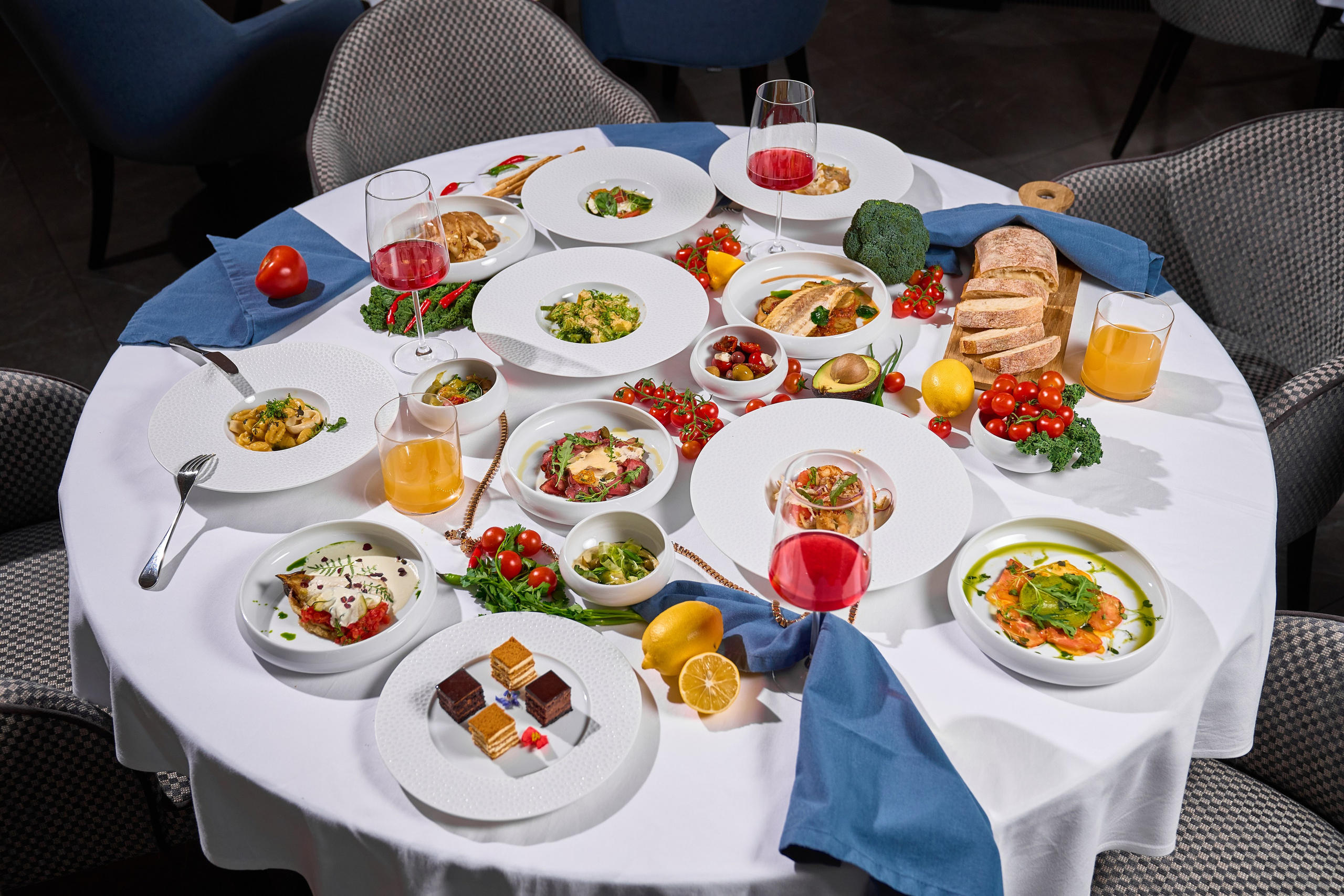 COSMOS ITALY — СЪЕМКА МЕНЮ