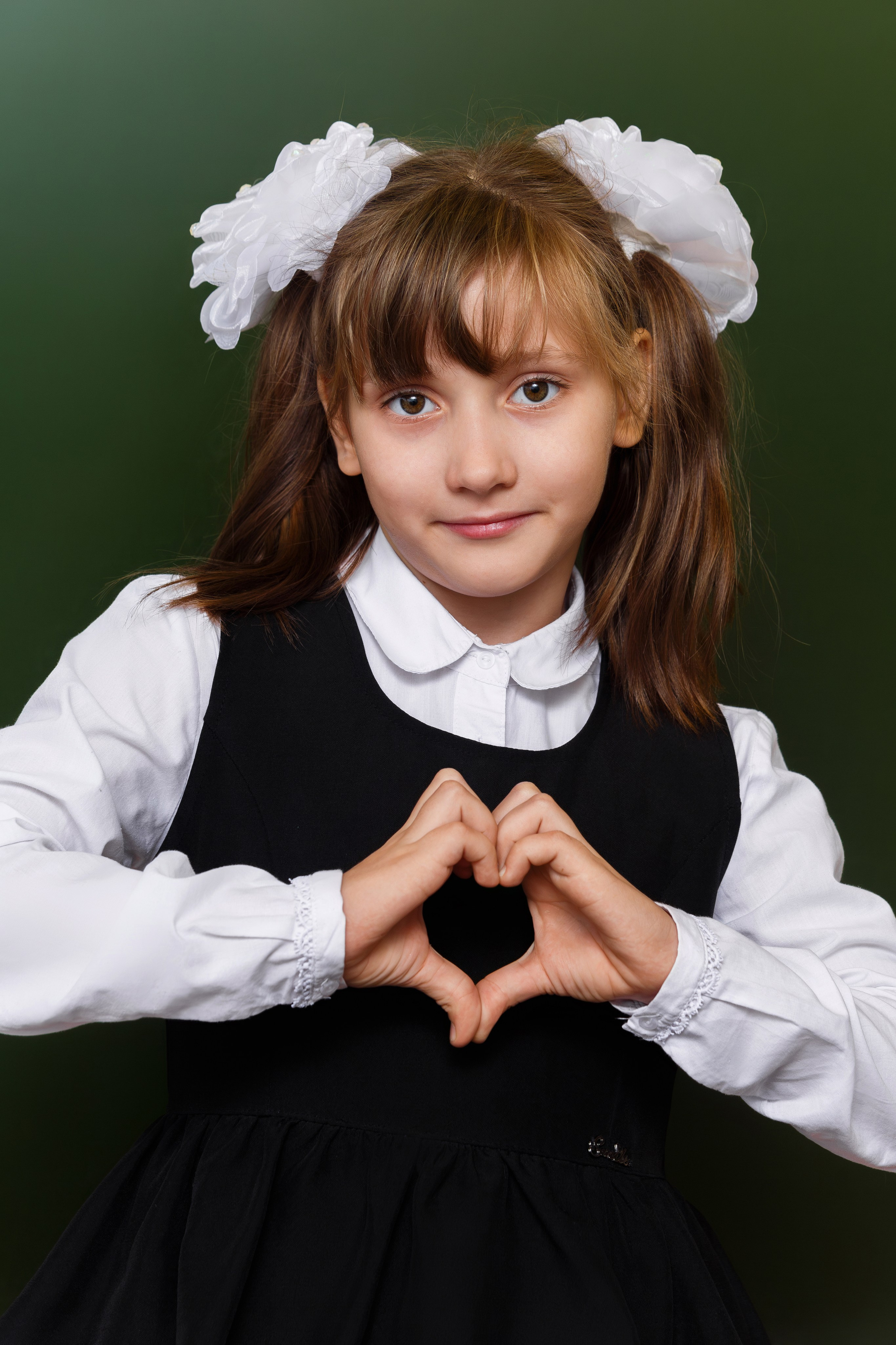 СЪЕМКА ПОРТРЕТОВ ПЕРВОКЛАССНИКОВ В КЛАССЕ. ТВОЙ АЛЬБОМ / ТВОИ ПРАВИЛА