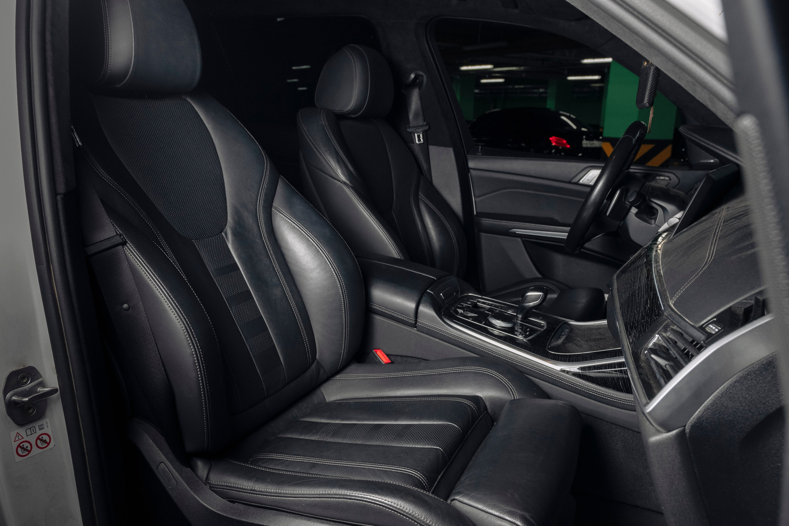 BMW X7 30d. Портретный фотограф Москва Белогорцев Сергей