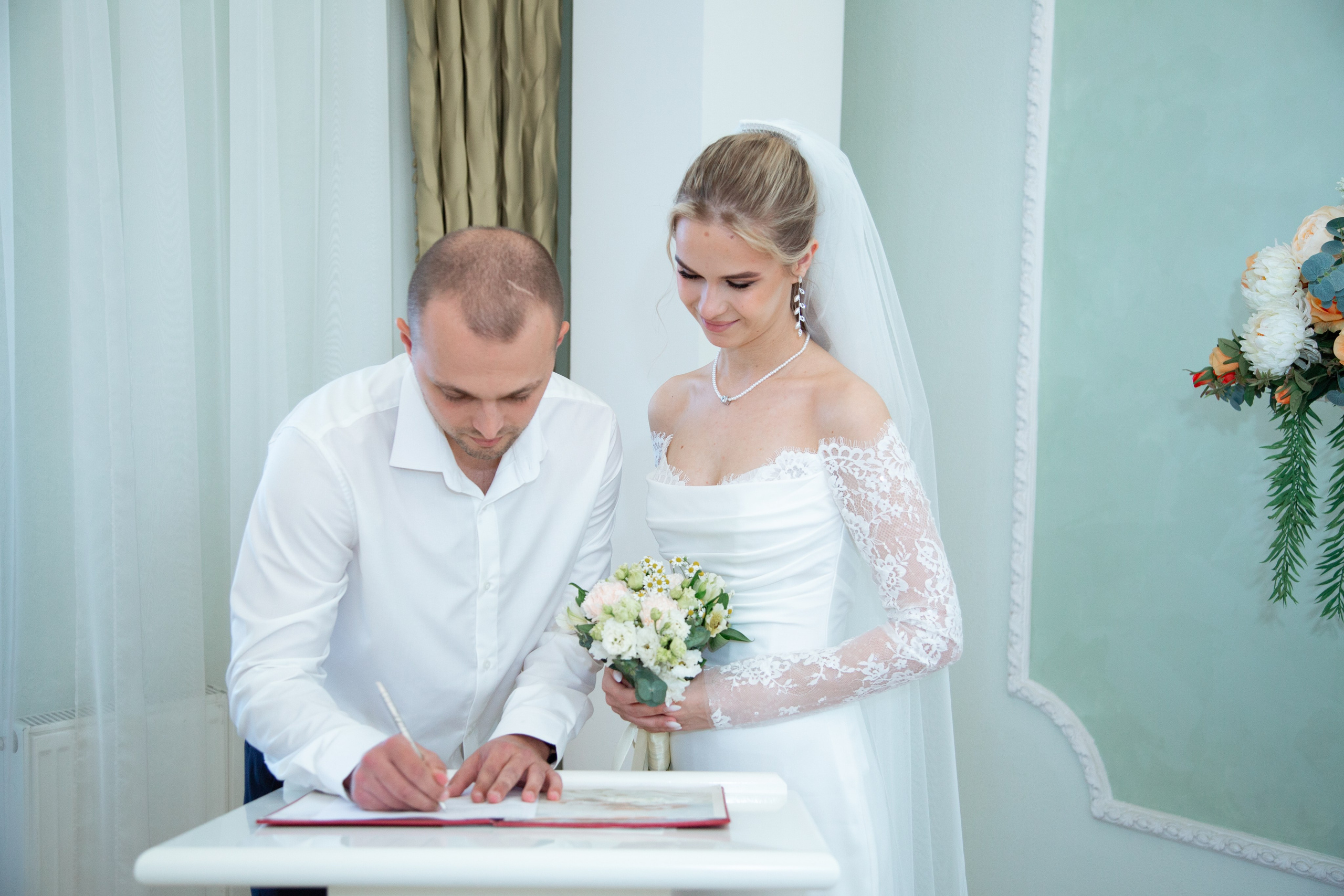 СВАДЕБНЫЕ ФОТОСЕССИИ. Фотосессии в Санкт-Петербурге СО СКИДКОЙ ДО -50%!